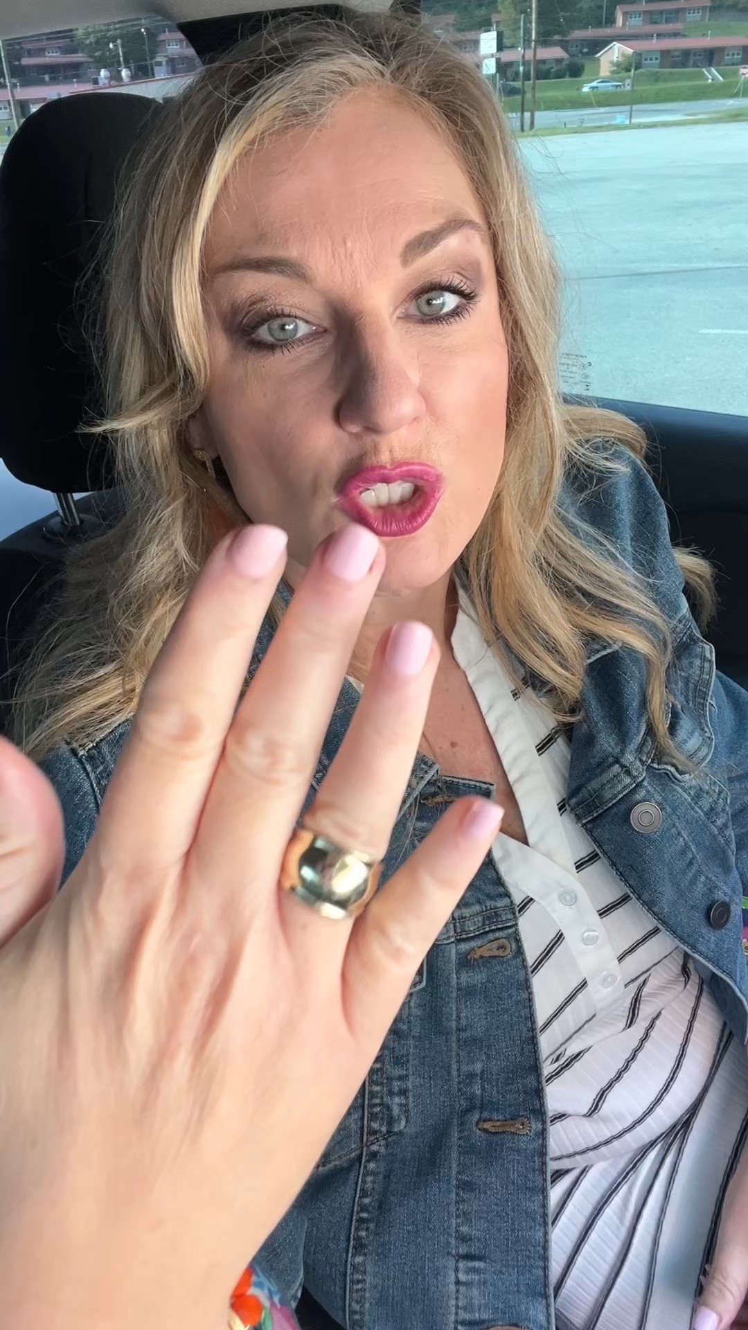 These Glamnetic press on nails are in day 22!!!

#LTKStyleTip #LTKBeauty #LTKFindsUnder50