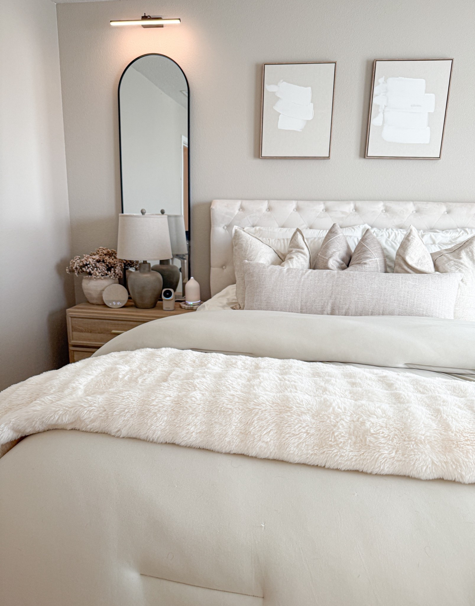 My beige bedroom 

#LTKHome #LTKSeasonal