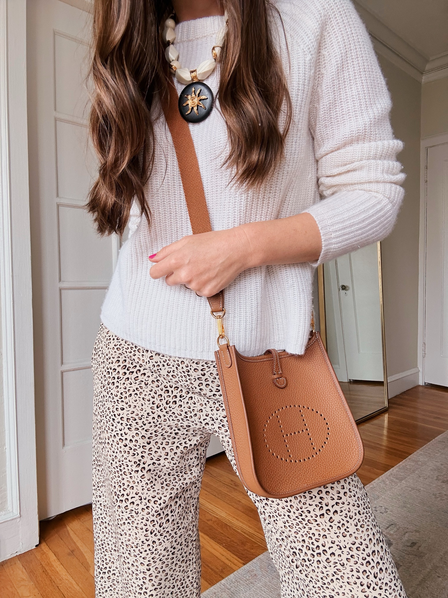 Jenni Kayne 20% off Sale! Cashmere Fisherman Sweater in cream. Wearing a size XS. 

Fisherman sweater, Jenni Kayne sale, cashmere sweater 

#LTKFallSale #LTKSeasonal #LTKSaleAlert