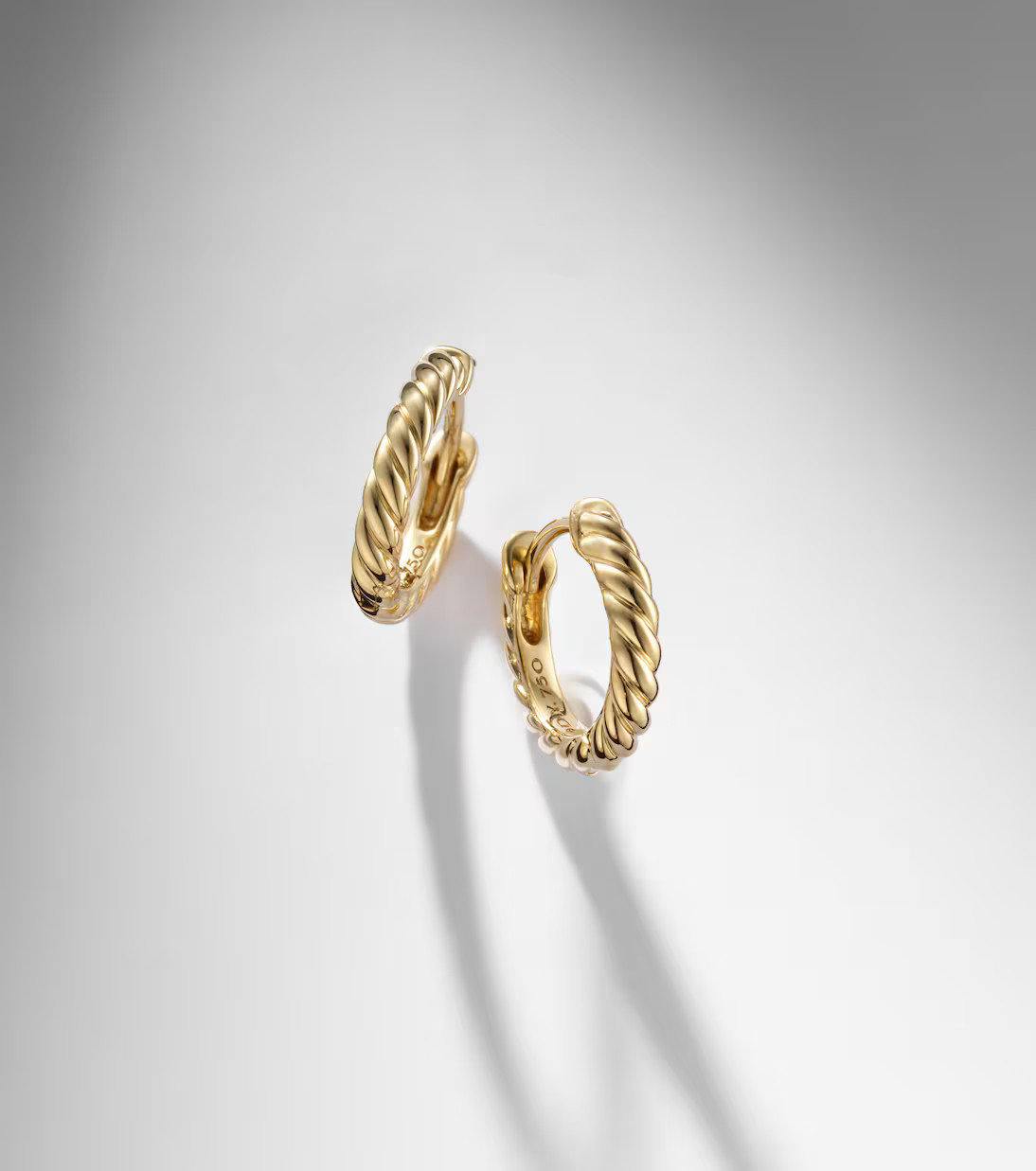 Sculpted Cable Micro 18kt gold hoop earrings | Mytheresa (US/CA)