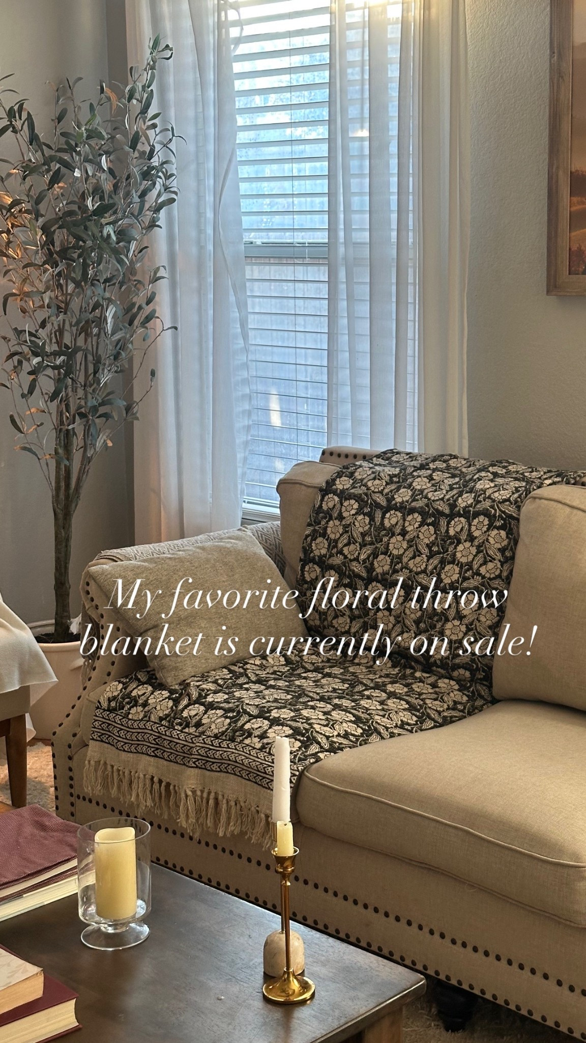 My favorite floral throw is currently on sale! Grab it now
Before the sale ends soon. 

#LTKHome