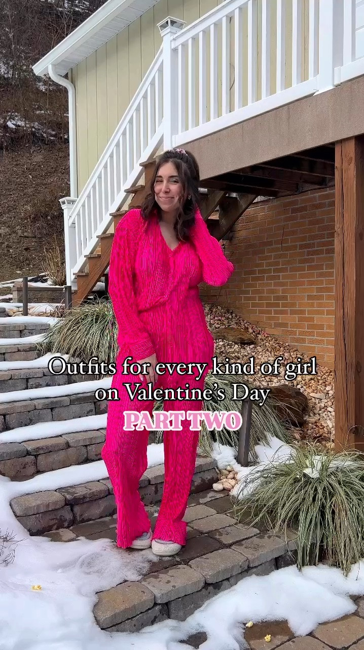 The comfy + festive queeen 💖
Whether you’re staying in for a movie night date or indulging in some self-care on the holiday of LOVE, this set is perfect for the occasion 🤩🙌🏻💖

Bright/Hot pink Pj set, satin pajamas, Amazon loungewear 

#LTKParties #LTKMidsize #LTKFindsUnder50