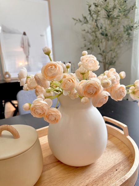 The most realistic flowers from Amazon.




Artificial flowers, home refresh
Amazon home finds
Home decor
Living room
Wedding flowers, wedding centerpieces 
#LTKMostLoved

#LTKstyletip #LTKwedding #LTKSeasonal #LTKhome #LTKfindsunder50 #LTKsalealert