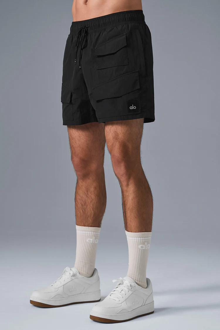 7" Crinkle Nylon Excursion Cargo Short | Alo Yoga (US)