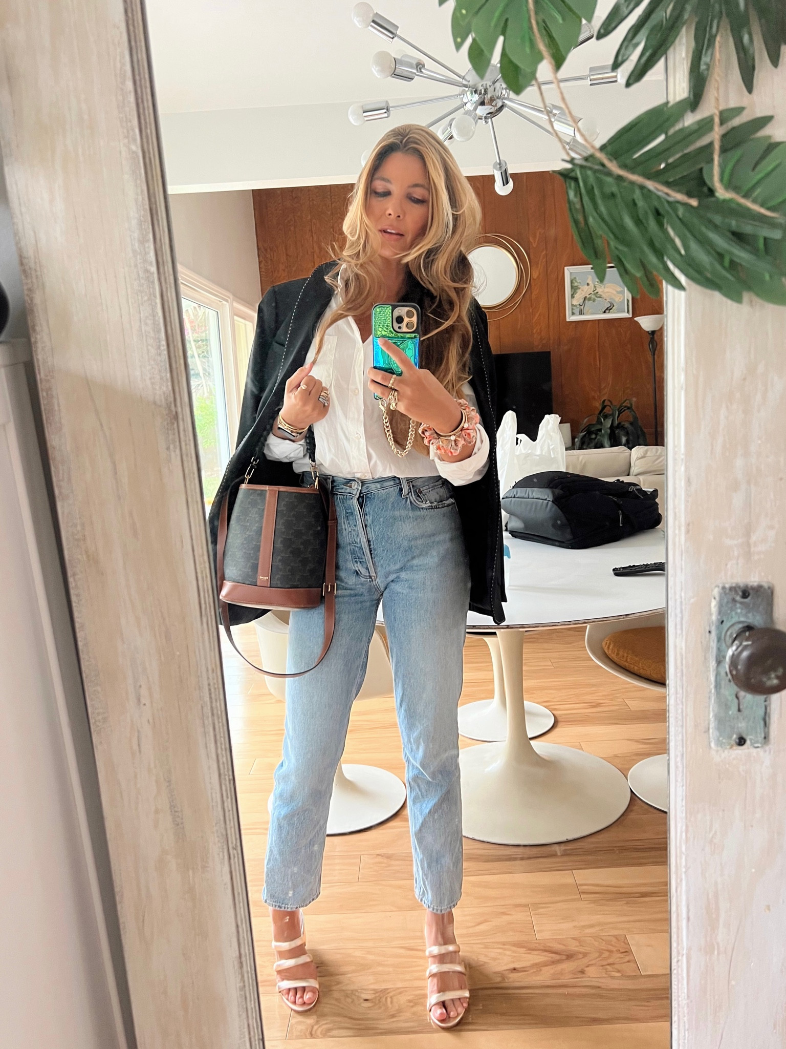 Work wear, blazer, jeans, sandals, bucket bag 

Today’s look for my first day back on campus 👓💋
Shirt: mens medium 
Blazer: medium
Jeans: 26
Sandals: tts 
Hair: hot rollers 


#LTKworkwear #LTKunder100 #LTKbeauty