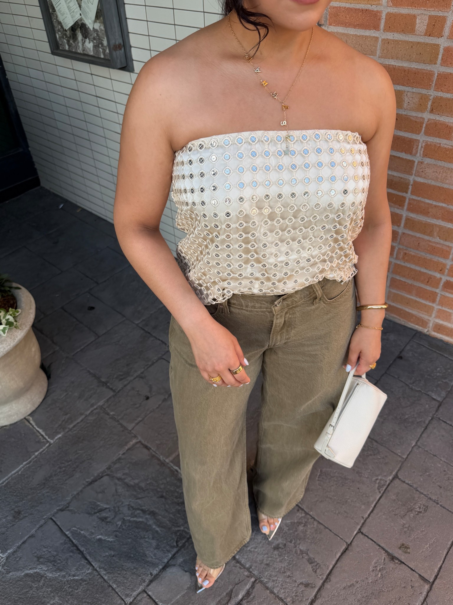 Top: small
Jeans: 26 short 
Heels: 7 
Mini white bag 

#LTKPetite #LTKootd #LTKgrwm