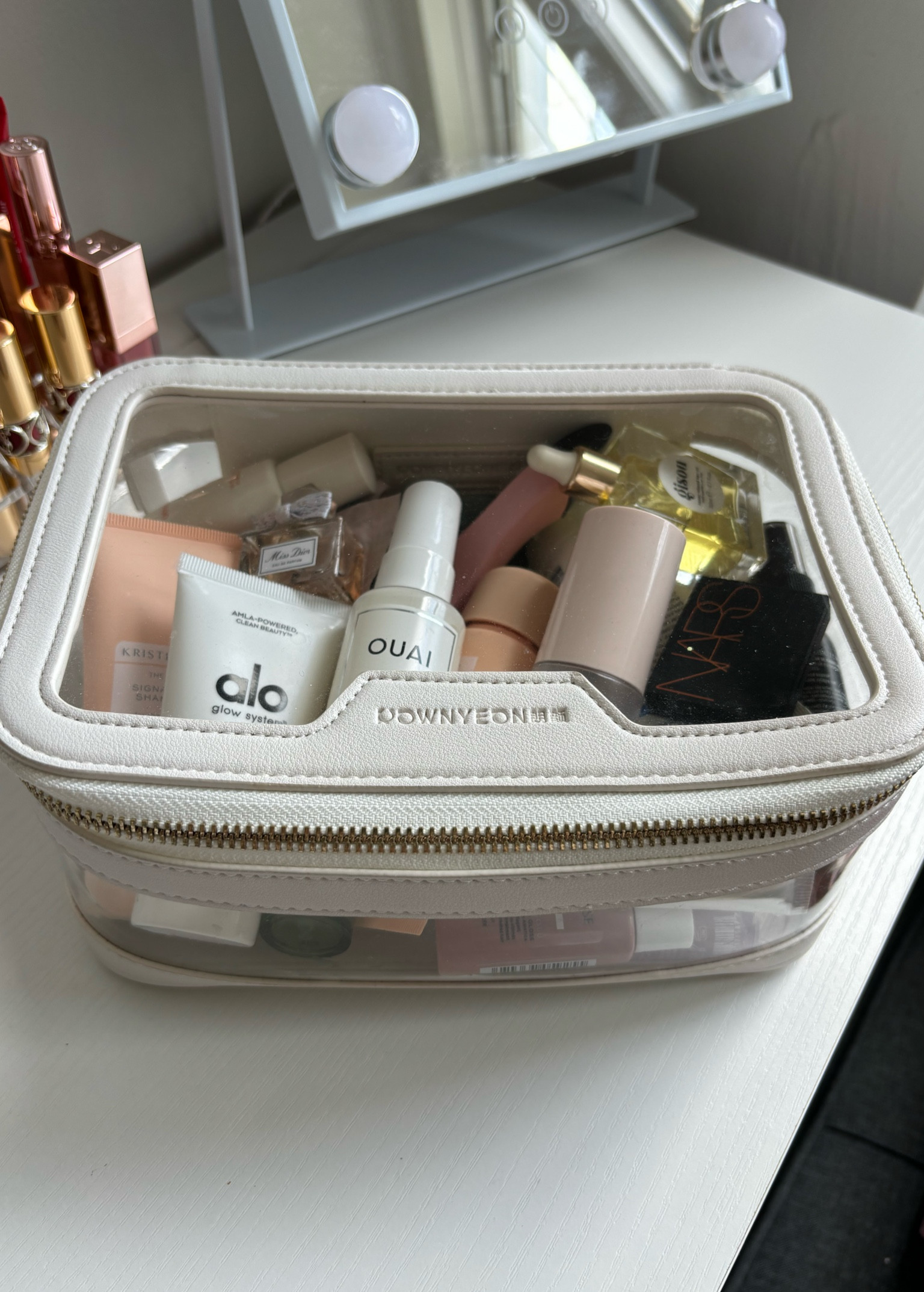 travel beauty bag

perfect for vacation, the car, storage, a gift

gift idea: get this clear bag and fill it with a couple of beauty items, some candy, maybe a gift card! 

clear beauty bag . travel essential . travel ready makeup case . Amazon travel essentials . Amazon travel . toiletry bag . Packing essentials . Car organization . pack with me . Large product bag . pack with me

#LTKBeauty #LTKGiftGuide #LTKTravel