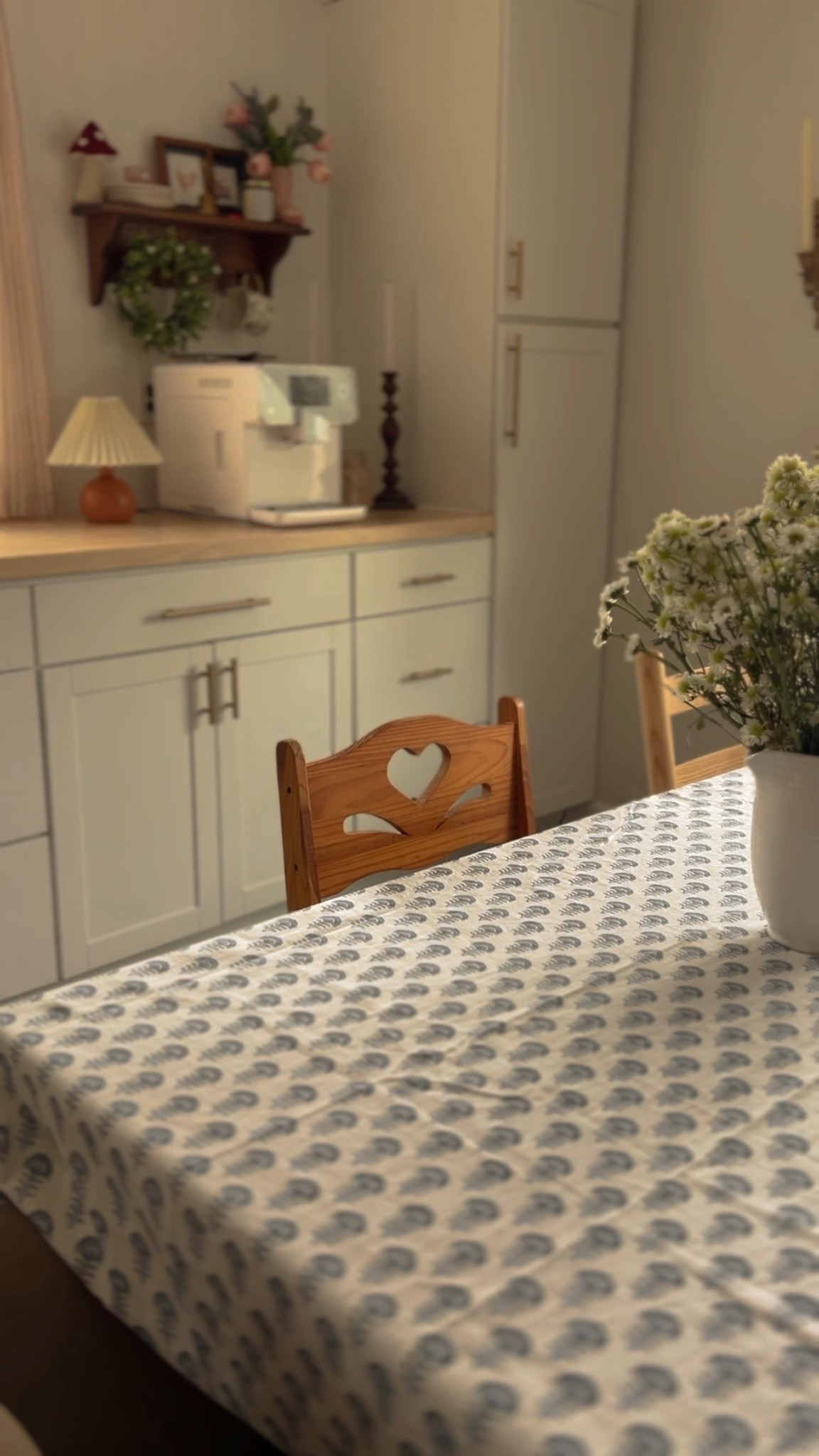 Spring is almost here ☁️🌿🌞

#LTKSpringSale #LTKHome #LTKSeasonal