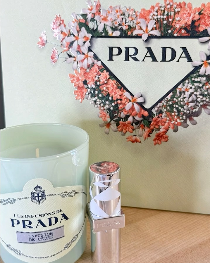 Amazing GWP at Prada Beauty! 

3-piece gift on $100+ orders, or a 6-piece gift on $150+ orders

#LTKBeauty #LTKHoliday #LTKGiftGuide