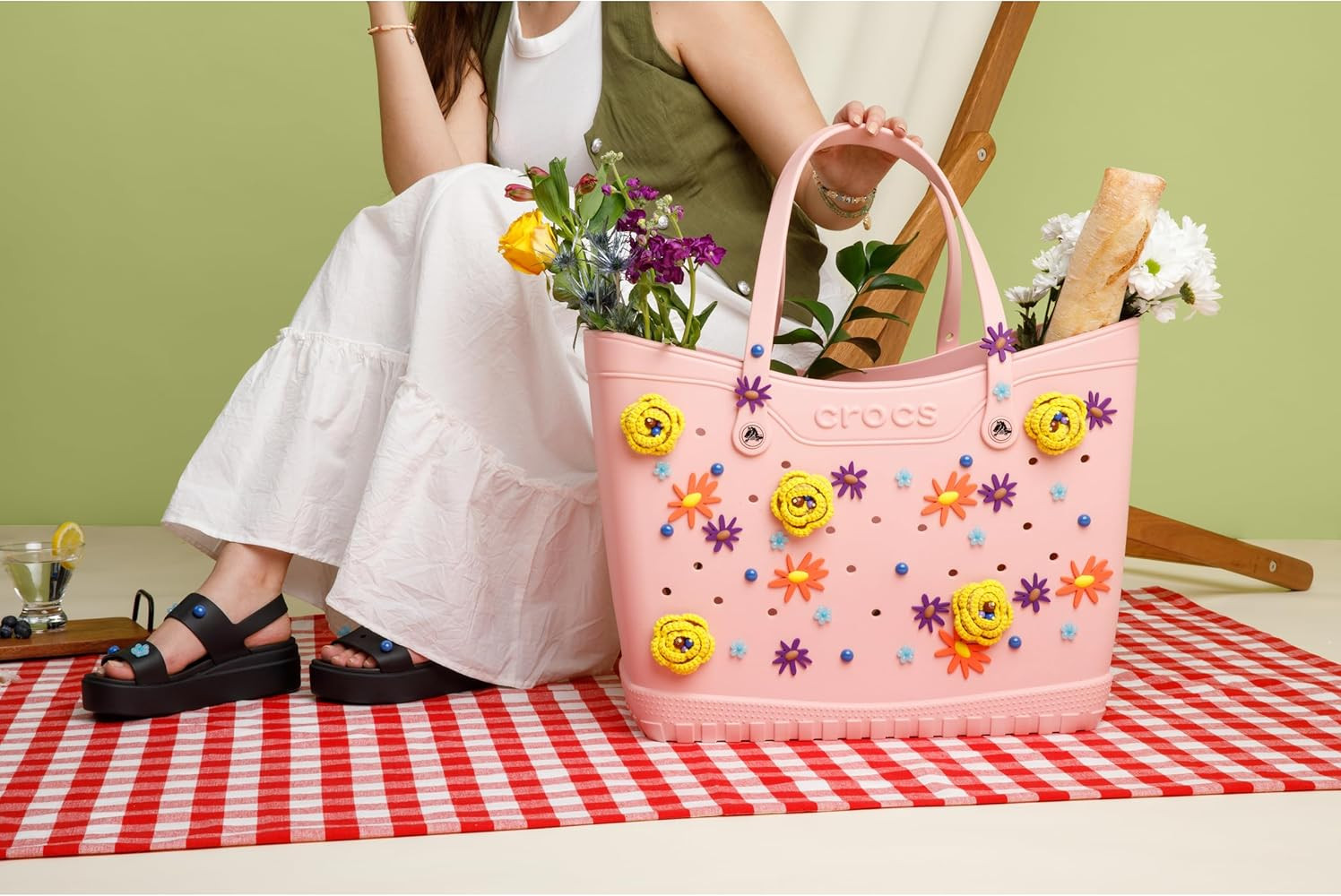 Crocs Classic Large Tote Bag | Durable | Washable | Waterproof | Amazon (US)