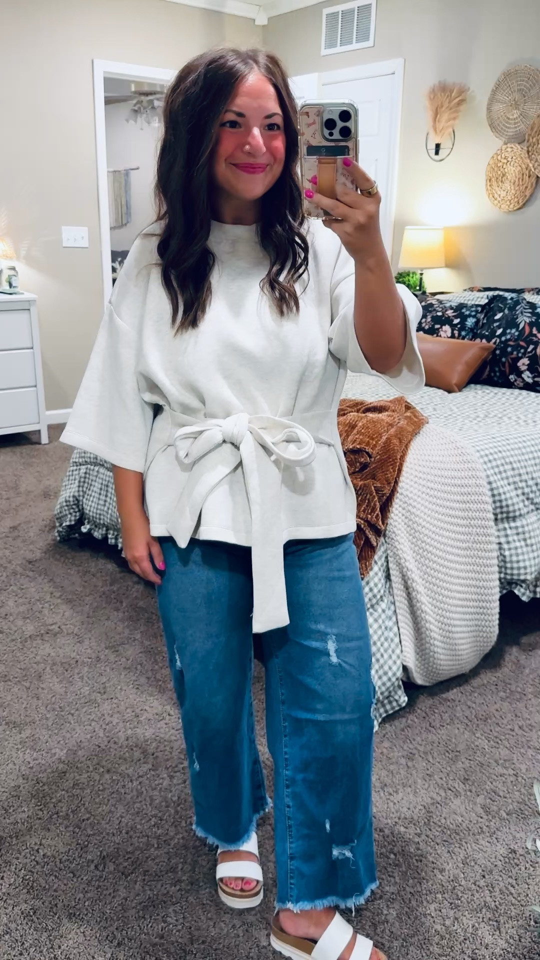 This Old Navy tie-front top is so flattering and polished! The relaxed sleeves and adjustable waist tie make it perfect for an easy classroom look. 🤍


sandals: fit true to size // wearing a 5
jeans: fit true to size // wearing a 12
top: fits true to size // wearing a large (could’ve sized down to a medium) 

 #LTKootd #LTKMidsize #LTKWorkwear