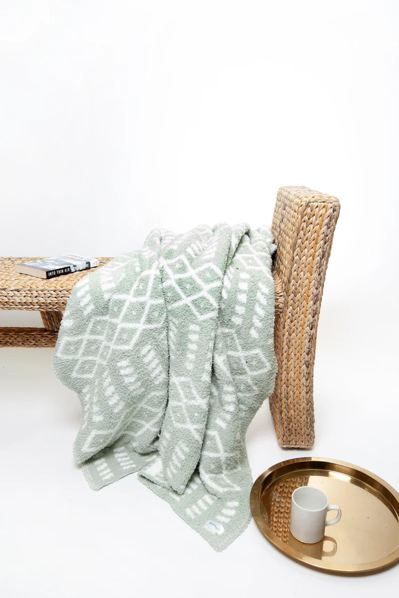 Desert Sage & White Diamond Point Print Extended Throw | Sunset Snuggles