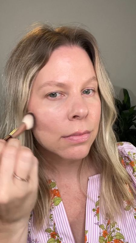 This technique can be applies to any sort of tinted moisturizer, BB cream or CC cream, where you need the smallest amount of extra coverage! As always, no filter. 

Save this post and follow for more easy and everyday makeup!

Using the @erborian_usa cc red correct and @hauslabs concealer. Also, using @thebkbeauty brush. 

#everydaymakeup #makeupforbeginners #makeupformatureskin #easymakeup

#LTKFindsUnder50 #LTKBeauty #LTKVideo