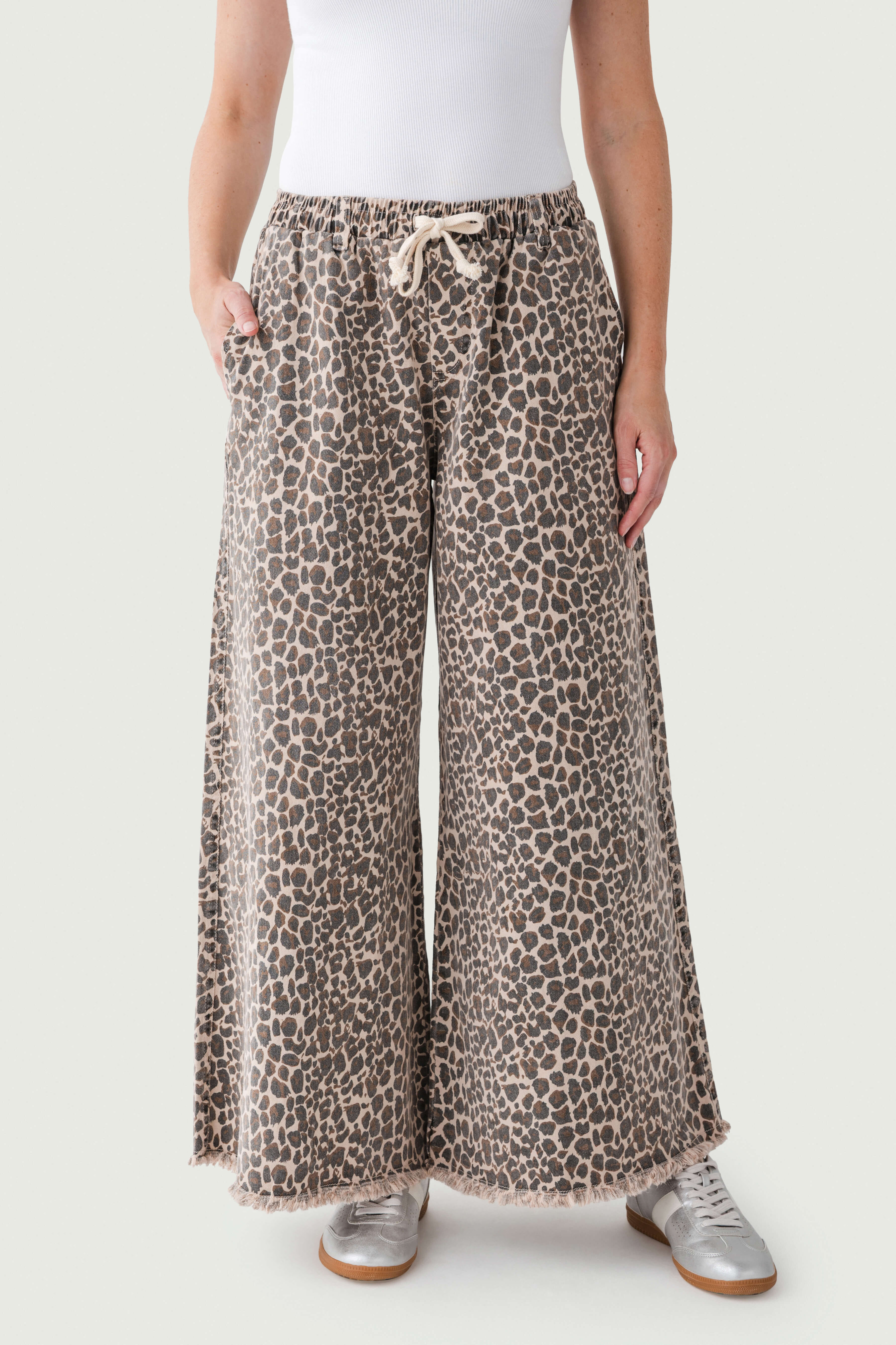 Vintage Havana Leopard Stretch Wide Leg Pants | Social Threads
