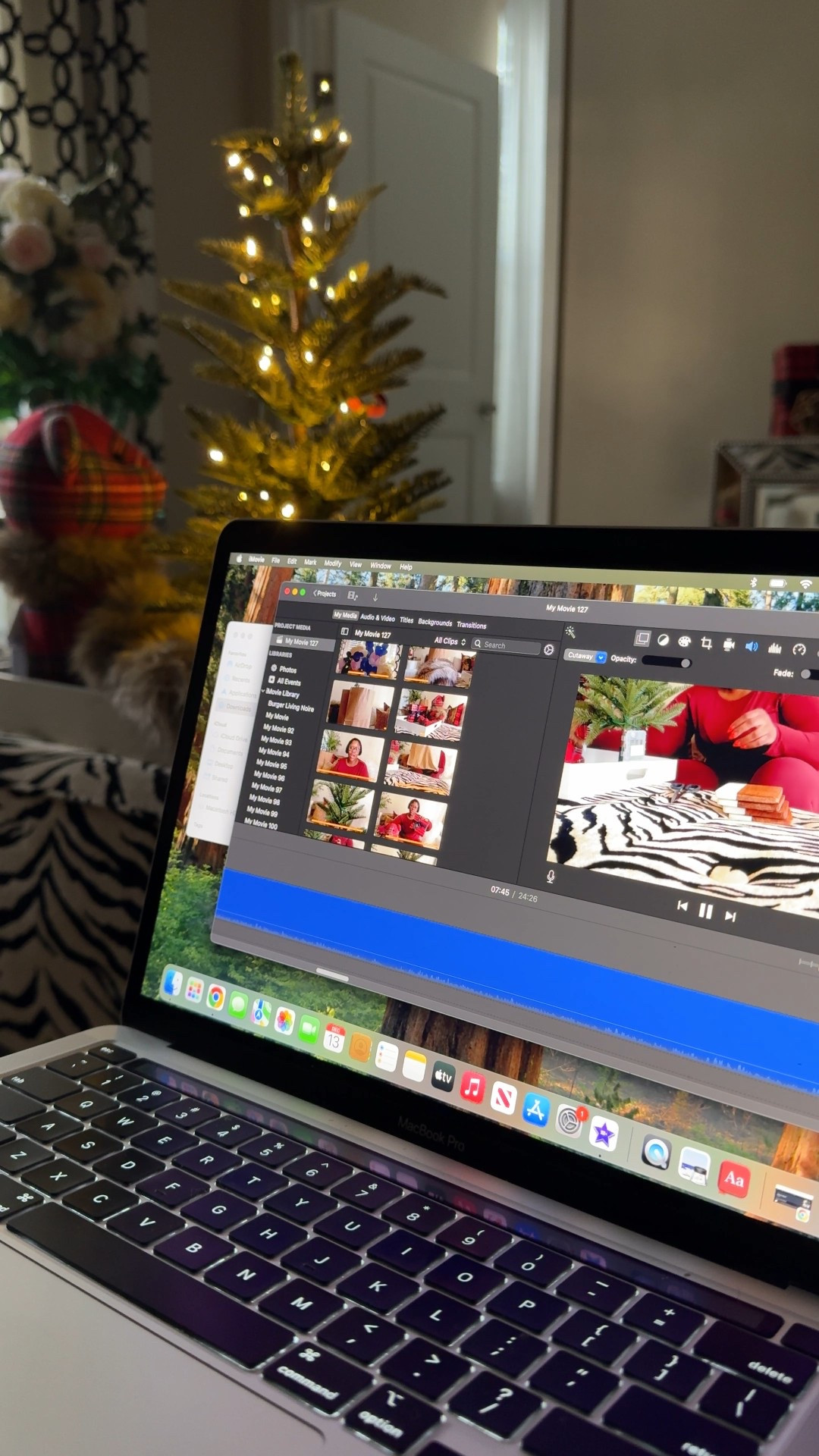 Editing and admiring the decor! 

#LTKSeasonal #LTKHome #LTKHoliday
