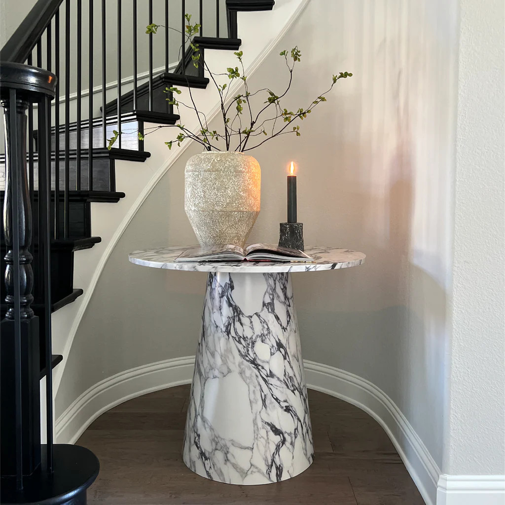 Dwen 35" Modern Faux Marble Round Pedestal Console Table | Pop Maison