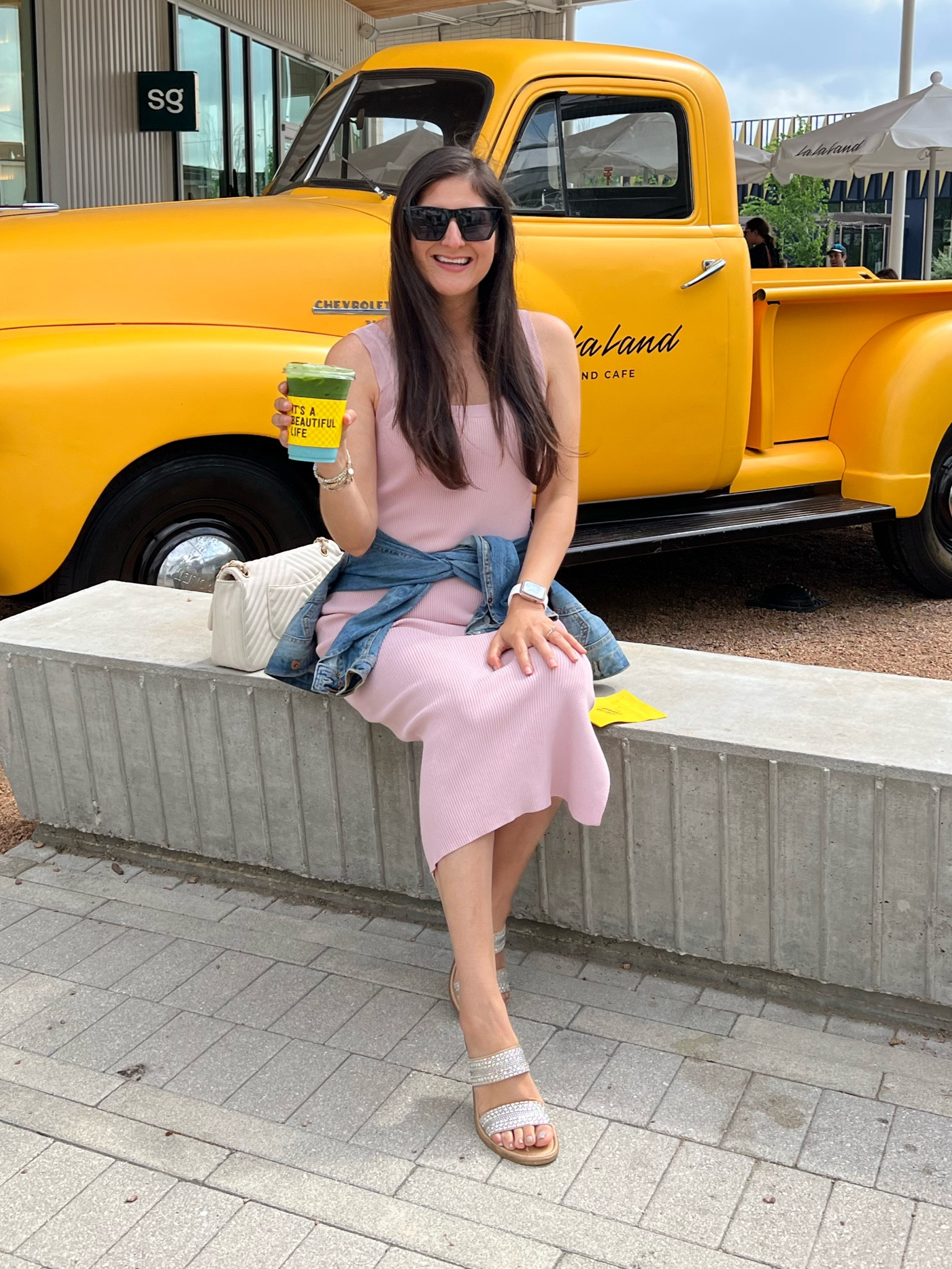 Ribbed dress for spring. Would be a cute casual dress for Valentine’s Day.

#LTKSeasonal #LTKfindsunder50