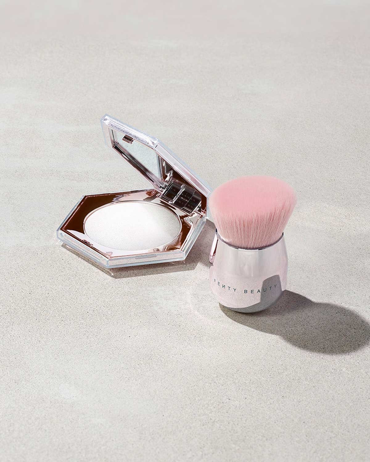 DIAMOND BOMB BUKI DUO ALL-OVER DIAMOND VEIL + BRUSH | Fenty Beauty