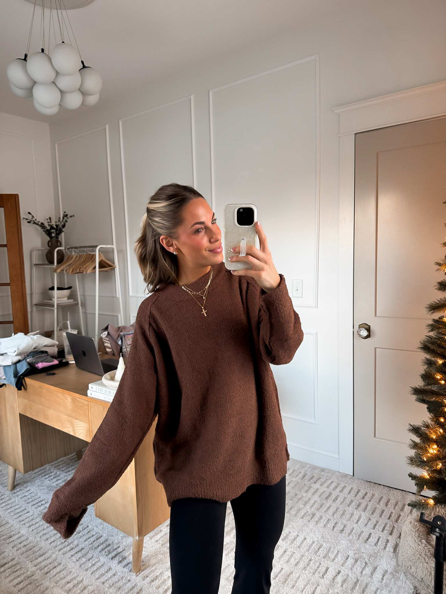 my new fav amazon sweater!! legging friendly if you want your bum covered! ordered my true size (s) and super happy with it!  

 

#LTKSeasonal #LTKFindsUnder50 #LTKStyleTip