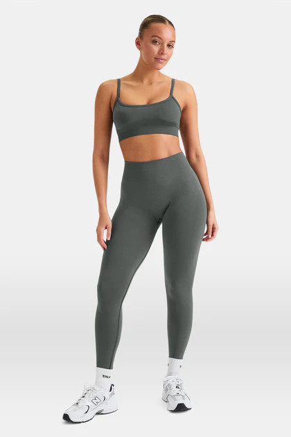 SCULPT SEAMLESS SCRUNCH LEGGING - DARK OLIVE MARL | TALA (UK)