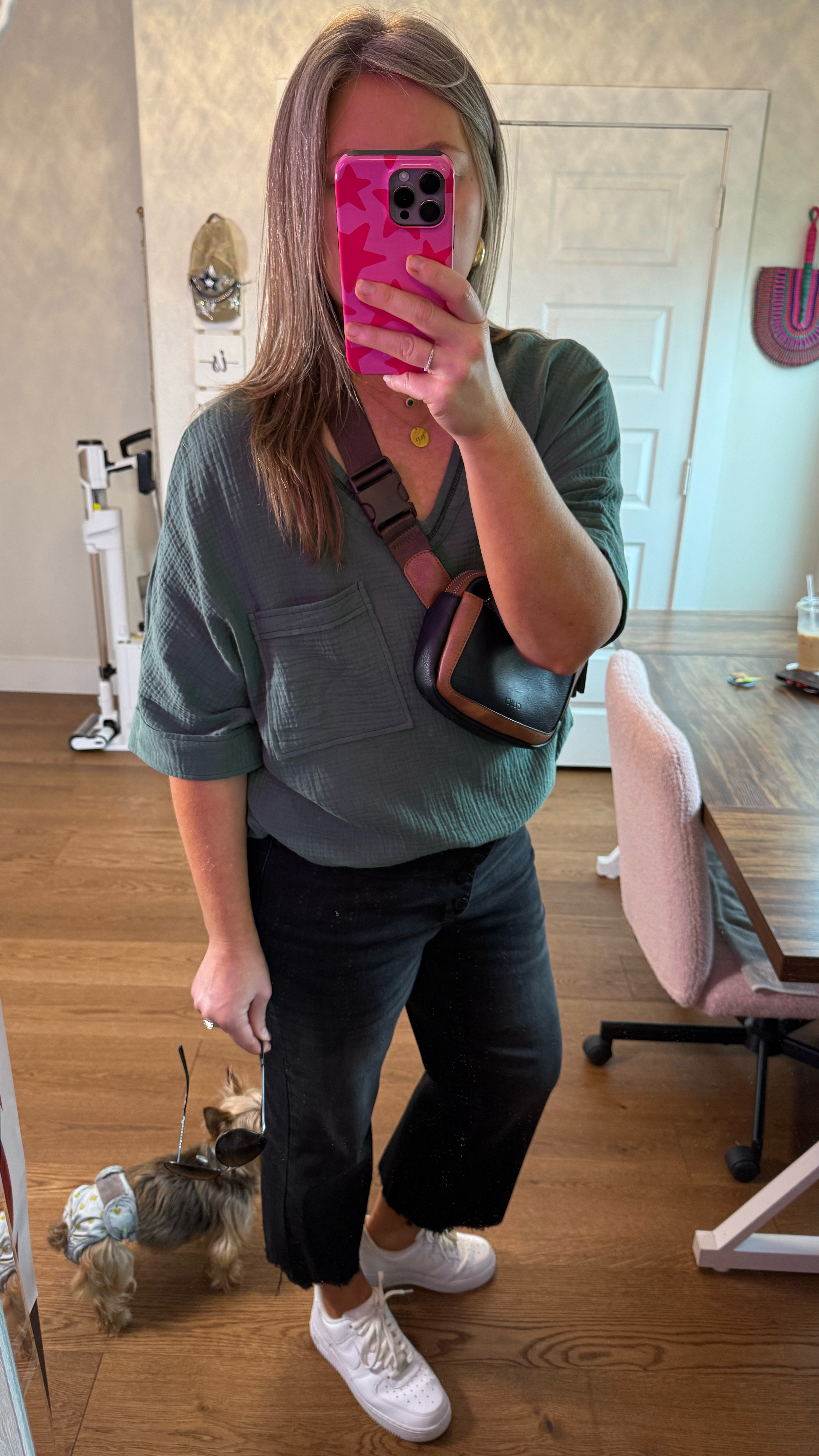 Day 3 of 30 Outfits in 30 Days – Cute, Comfy & Casual! Today’s look: black distressed jeans + an oversized V-neck + gold jewelry + a crossbody bag = effortless everyday style. If you love casual outfit ideas, stylish everyday looks, or comfy fashion for women 30+, this series is for you!

Would you wear this? Drop a ❤️ if you love easy, put-together outfits! And follow along for more daily style inspo

#LTKMidsize #LTKFindsUnder50 #LTKStyleTip