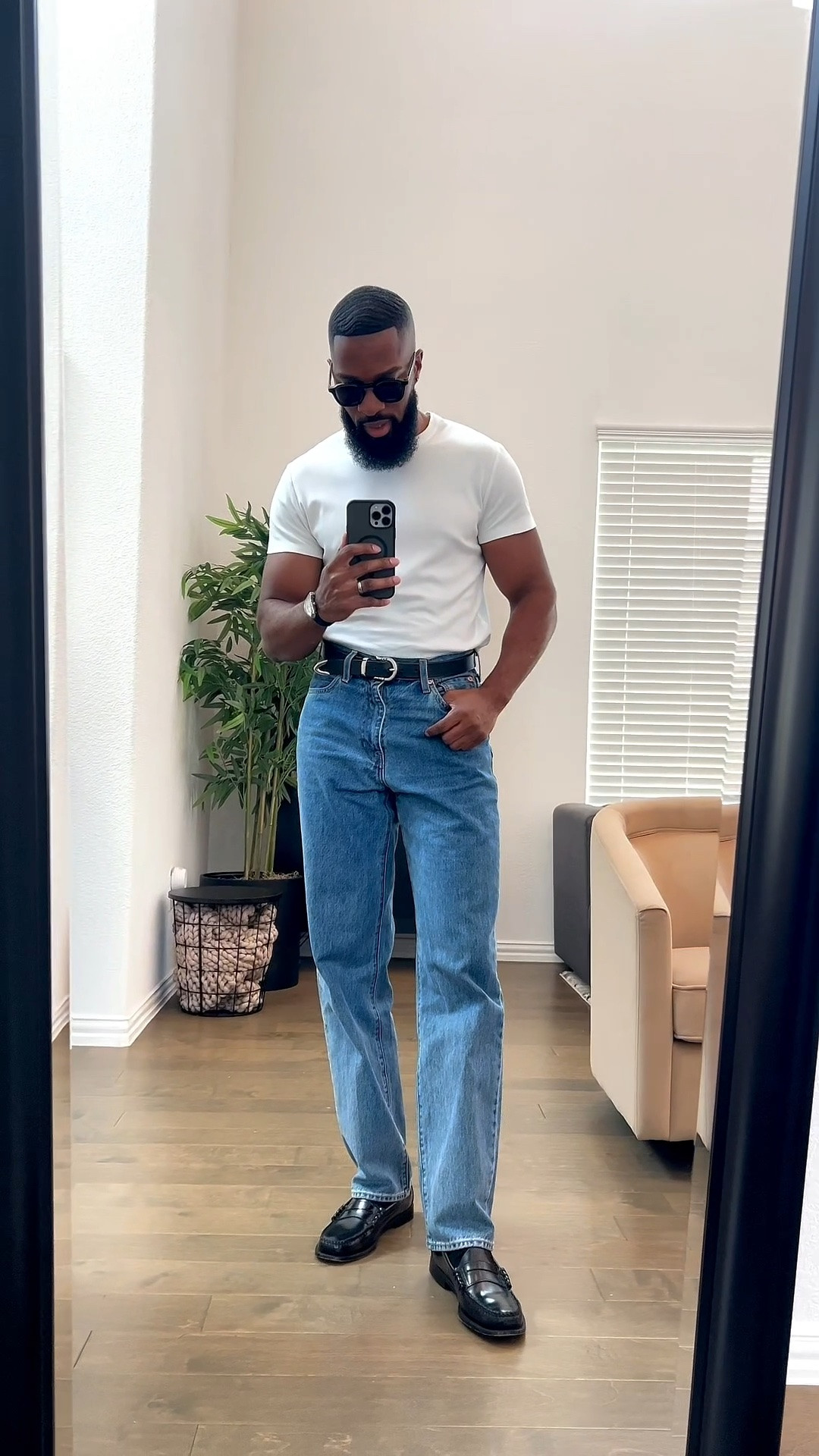 A simple but not boring outfit

#LTKootd #LTKgrwm #LTKMens
