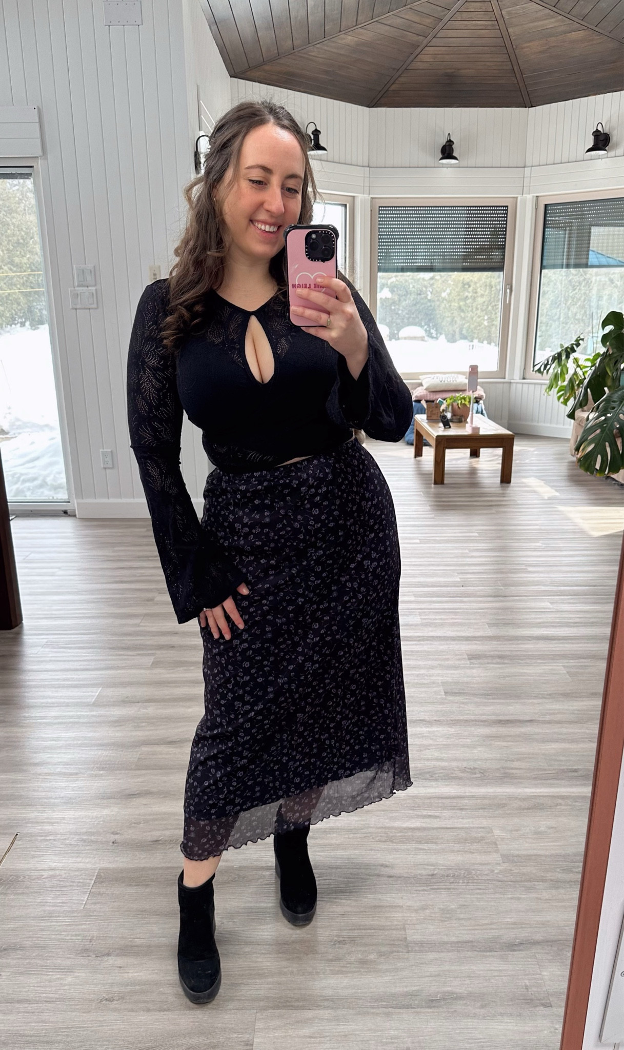 Sometimes I just need to through in a midi skirt and let the witchy vibes free 🧙‍♀️ 

#LTKootd #LTKspring #LTKMidsize