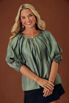 Social Chic Shift Top in Pear | Impressions Online Boutique