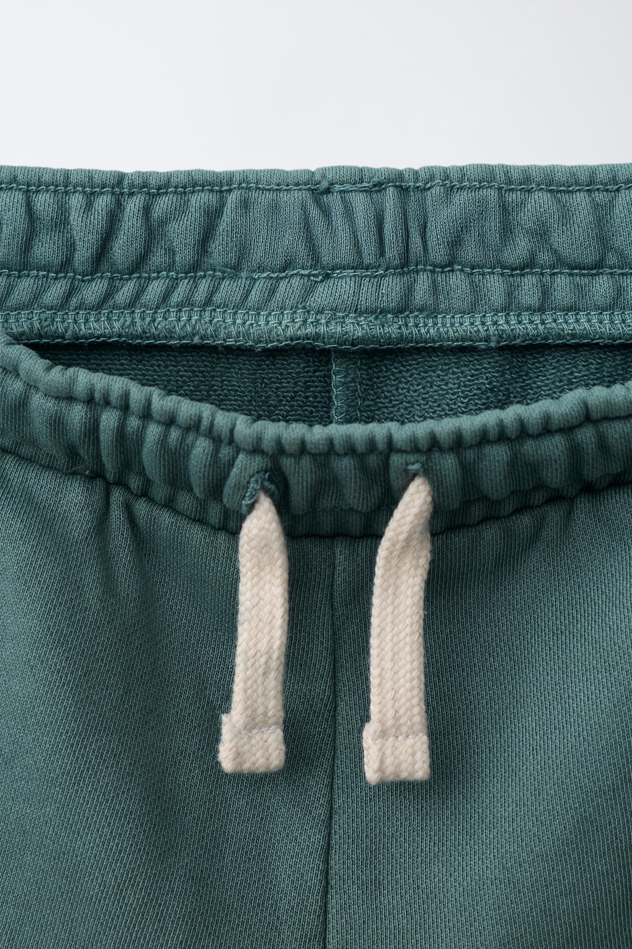 GARMENT DYED LOGO PLUSH SHORTS | Zara Canada
