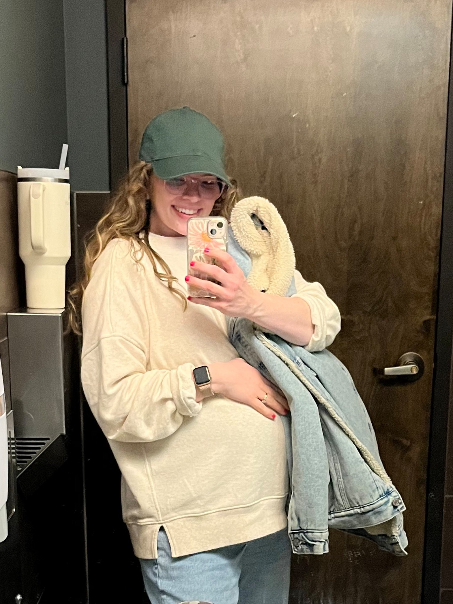 Delusion point of pregnancy where you don’t think anyone notices you are pregnant but they definitely do 😂

Everything is linked! 