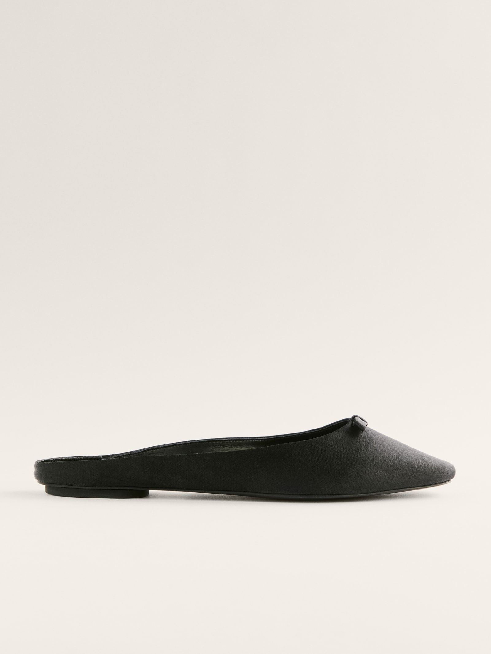 Yoanna Bow Mule Flat | Reformation (Global)