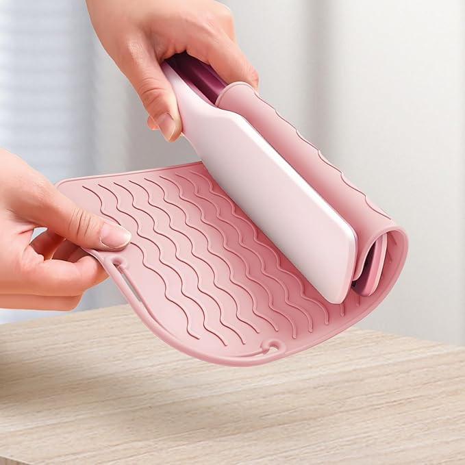 Silicone Mat Sleeve Pad for hot Hair Tools, Travel Mat Case(Pink) | Amazon (US)