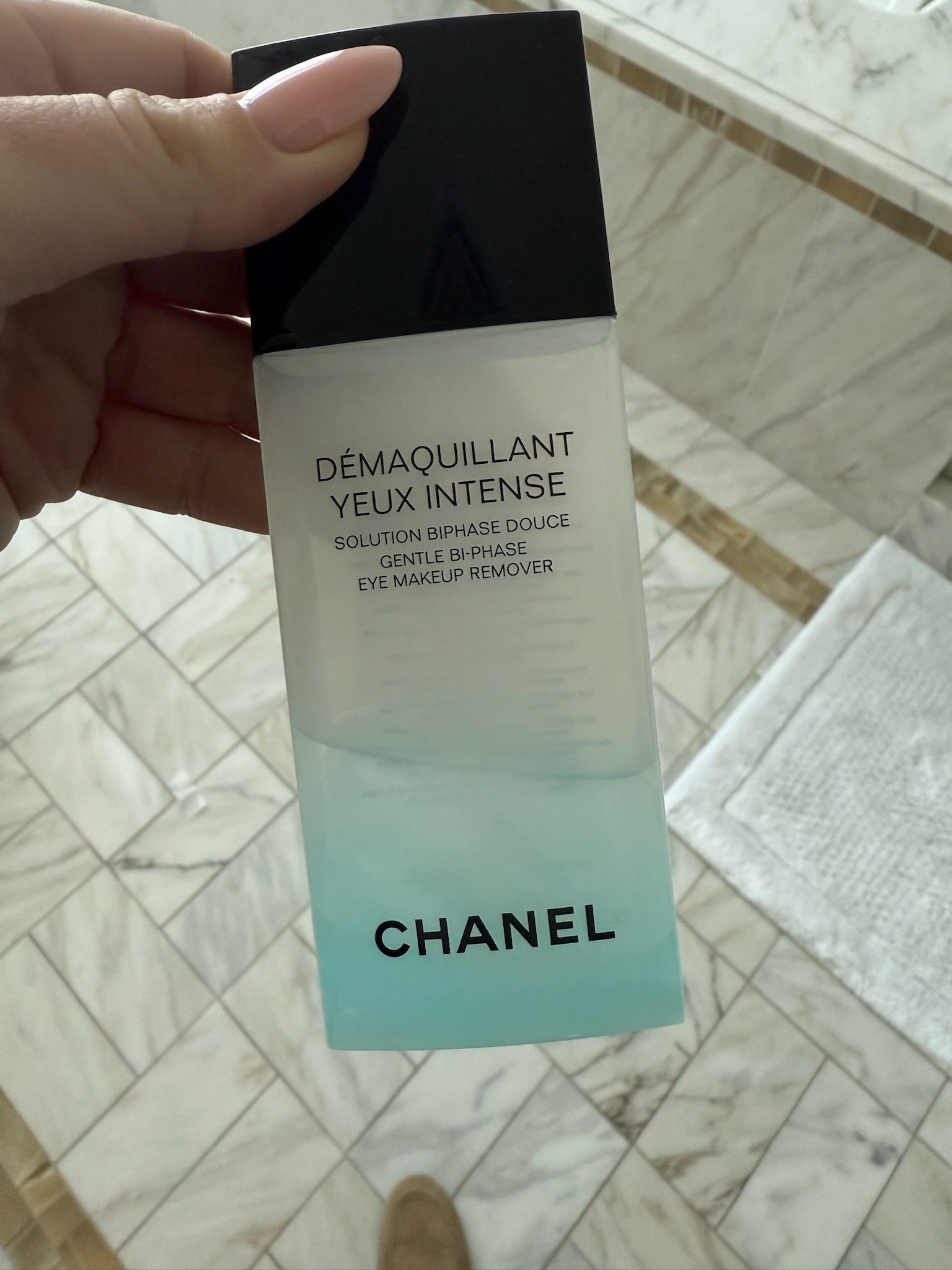 My absolute fave eye makeup remover! Gets the job done easily 🤌🏼

#LTKFindsUnder50 #LTKBeauty #LTKFindsUnder100