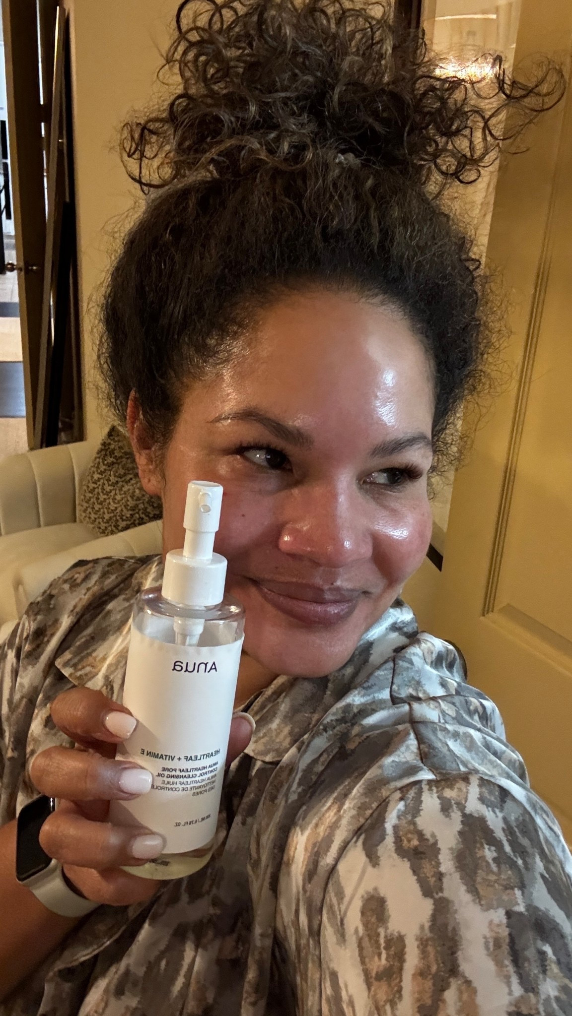 If you’re not double cleansing are you even washing your face? This is my fave! It feels soooo good! 