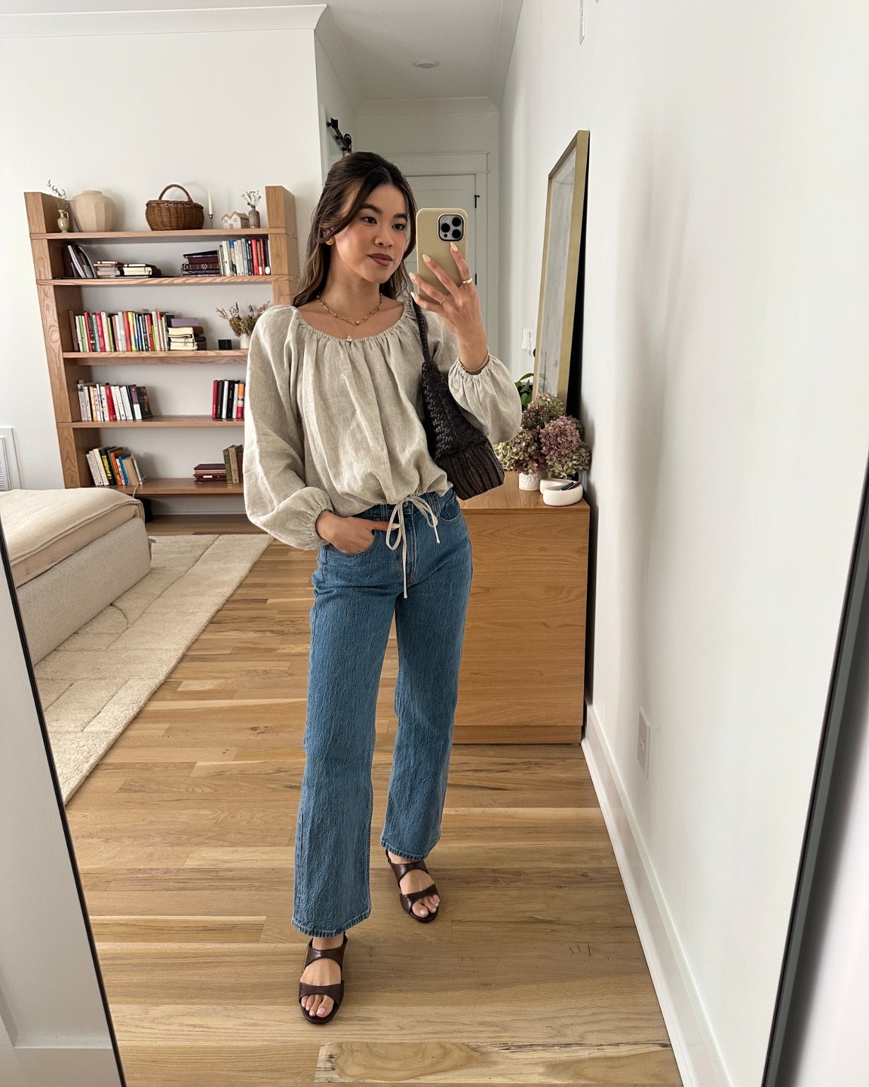 Sizing info: 
•Top size XS
•Jeans Size 23 Extra Short in Medium wash

petite fashion, get dressed with me, outfit inspiration, ootd, nashville outfit, Nashville influencer, petite style, vacation style, casual outfits, mom style, petite pants, spring outfits, spring outfit info, spring pants, spring outfit idea, spring top, spring bag, spring shoes, spring jeans, spring blouse 

 @abercrombie @Aritzia 

#LTKmomlife #LTKPetite #LTKootd
