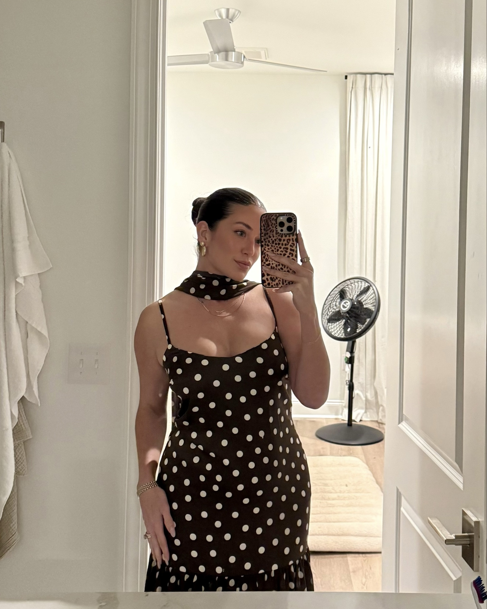 Dress: Size M