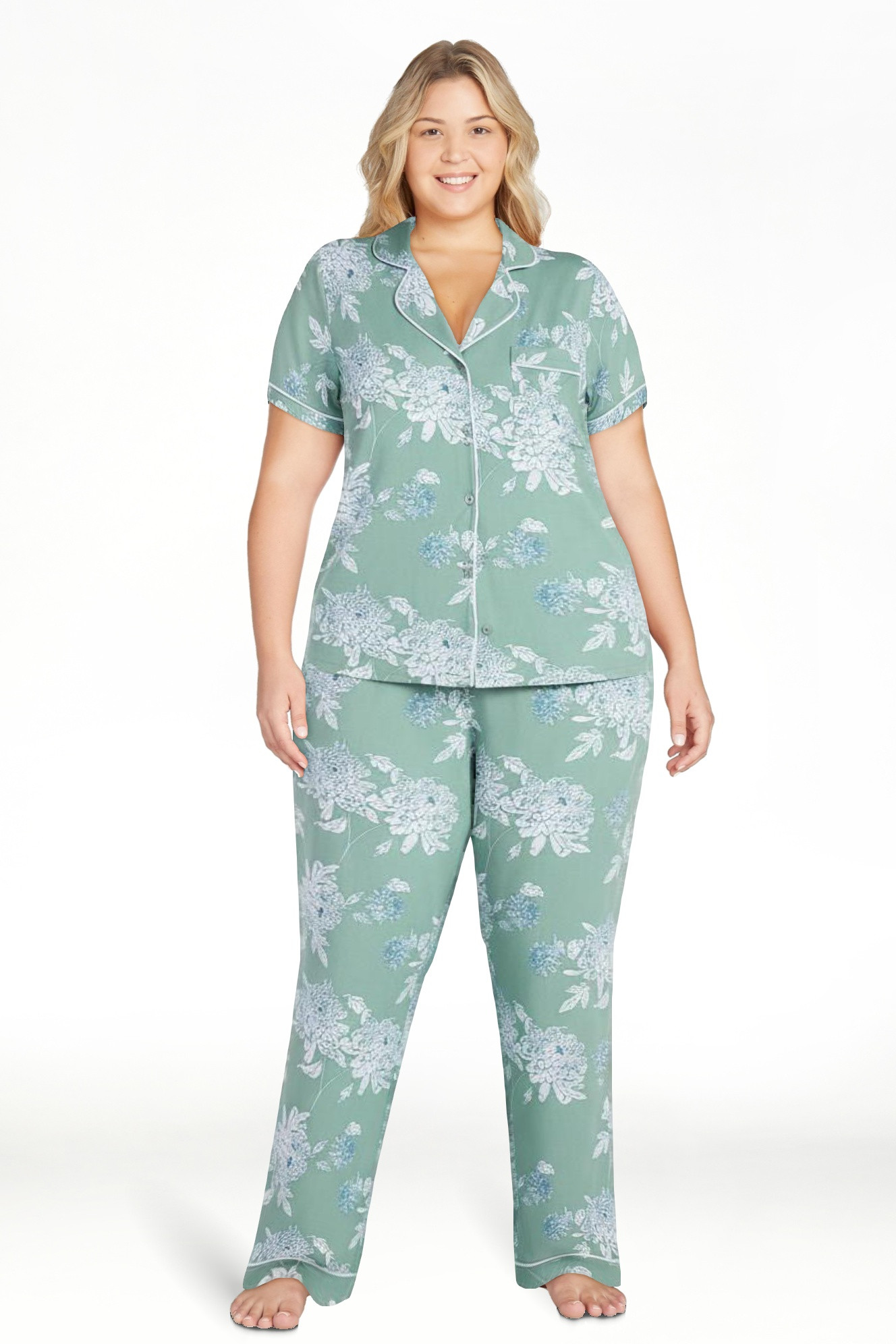 Joyspun Women's Dreamy Soft Collection Notch Collar Top and Capri Pants Pajama Set, 2-Piece, Size... | Walmart (US)