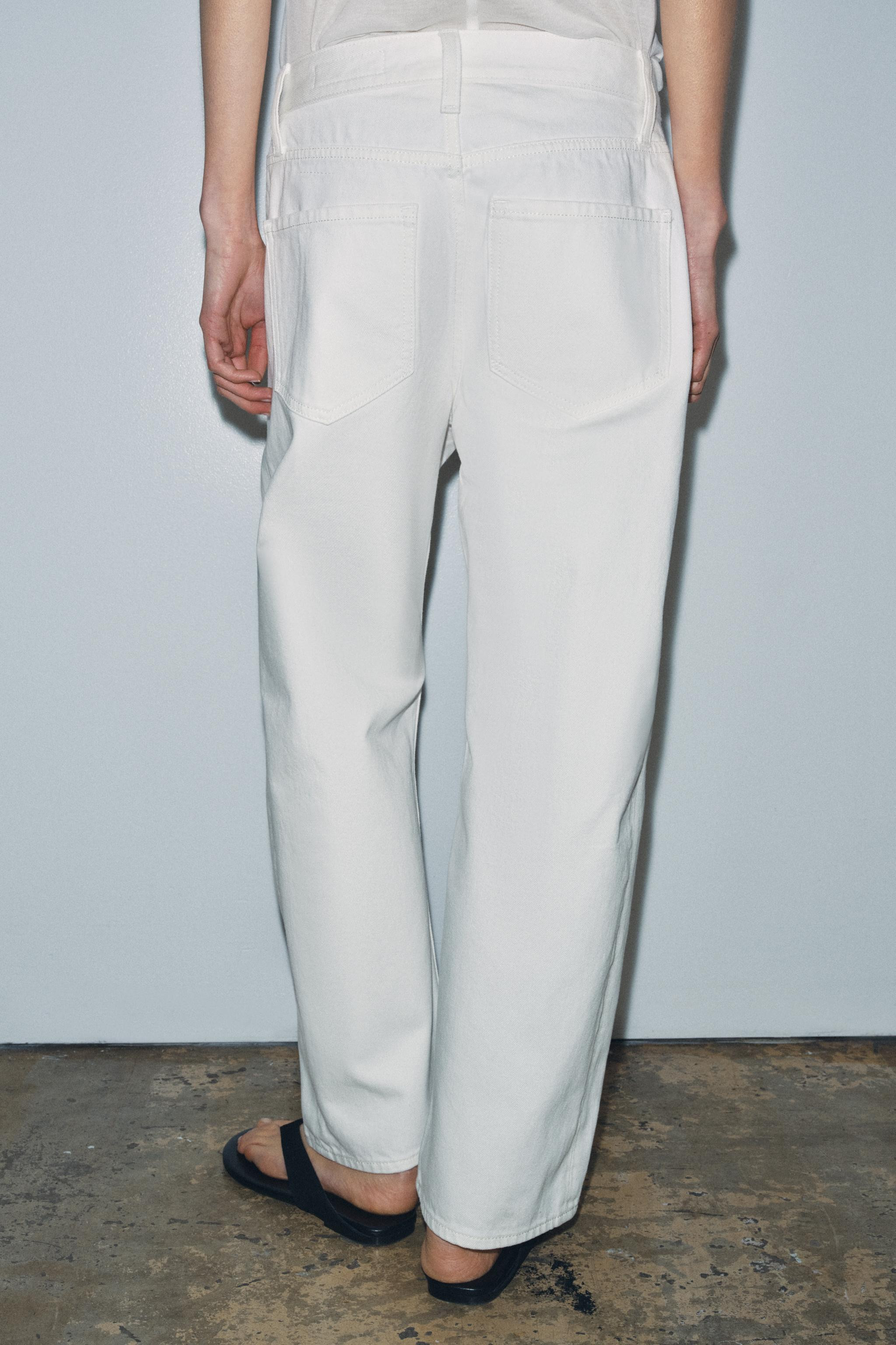 MID RISE - RELAXED LEG - ANKLE LENGTHZARA WOMAN COLLECTIONMid-waist jeans with belt loops. Five p... | Zara UK