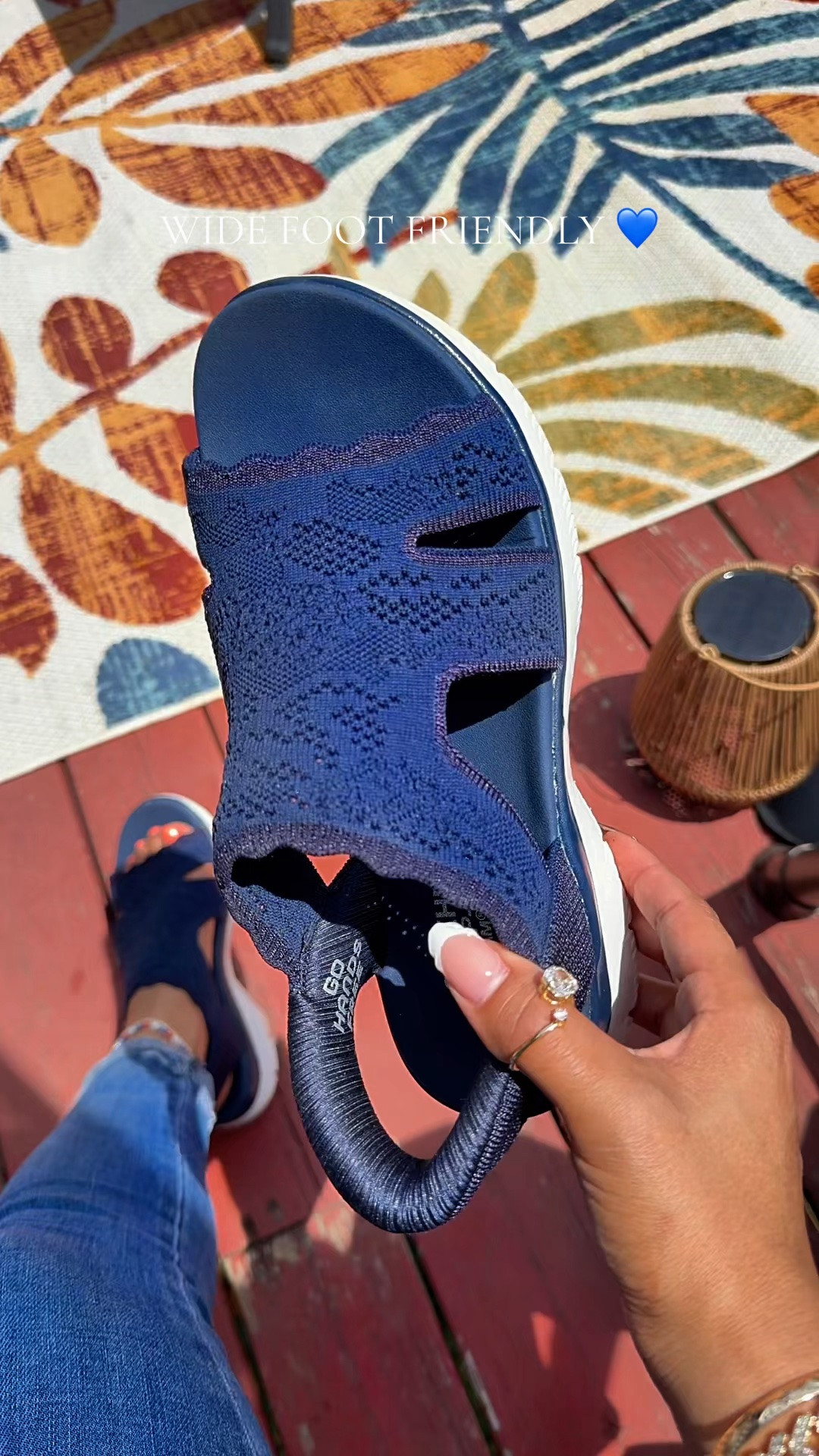 Wide feet sizes too! #skechers #sandals

#LTKootd #LTKActive #LTKSeasonal
