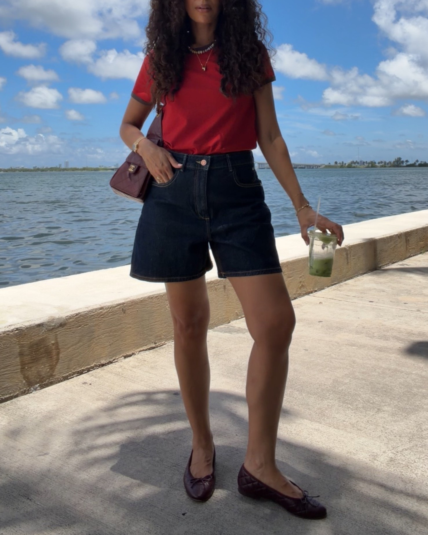 wearing S tee and 29 in the shorts