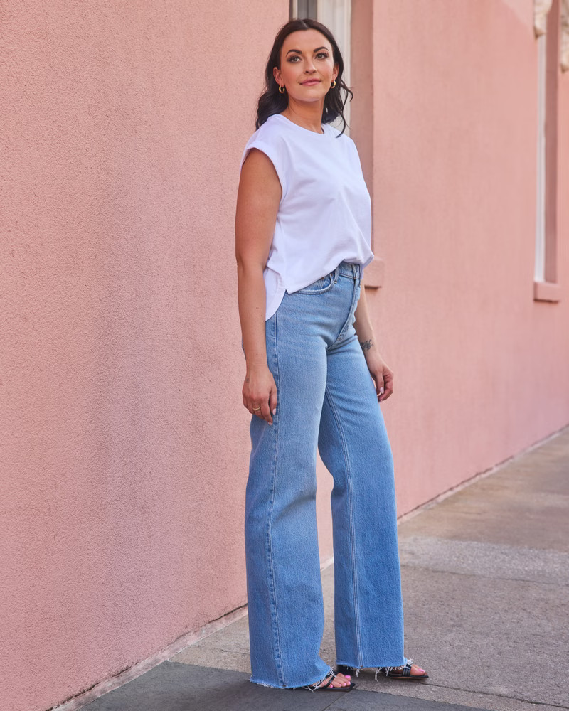 High Rise 90s Relaxed Jean | Abercrombie & Fitch (US)