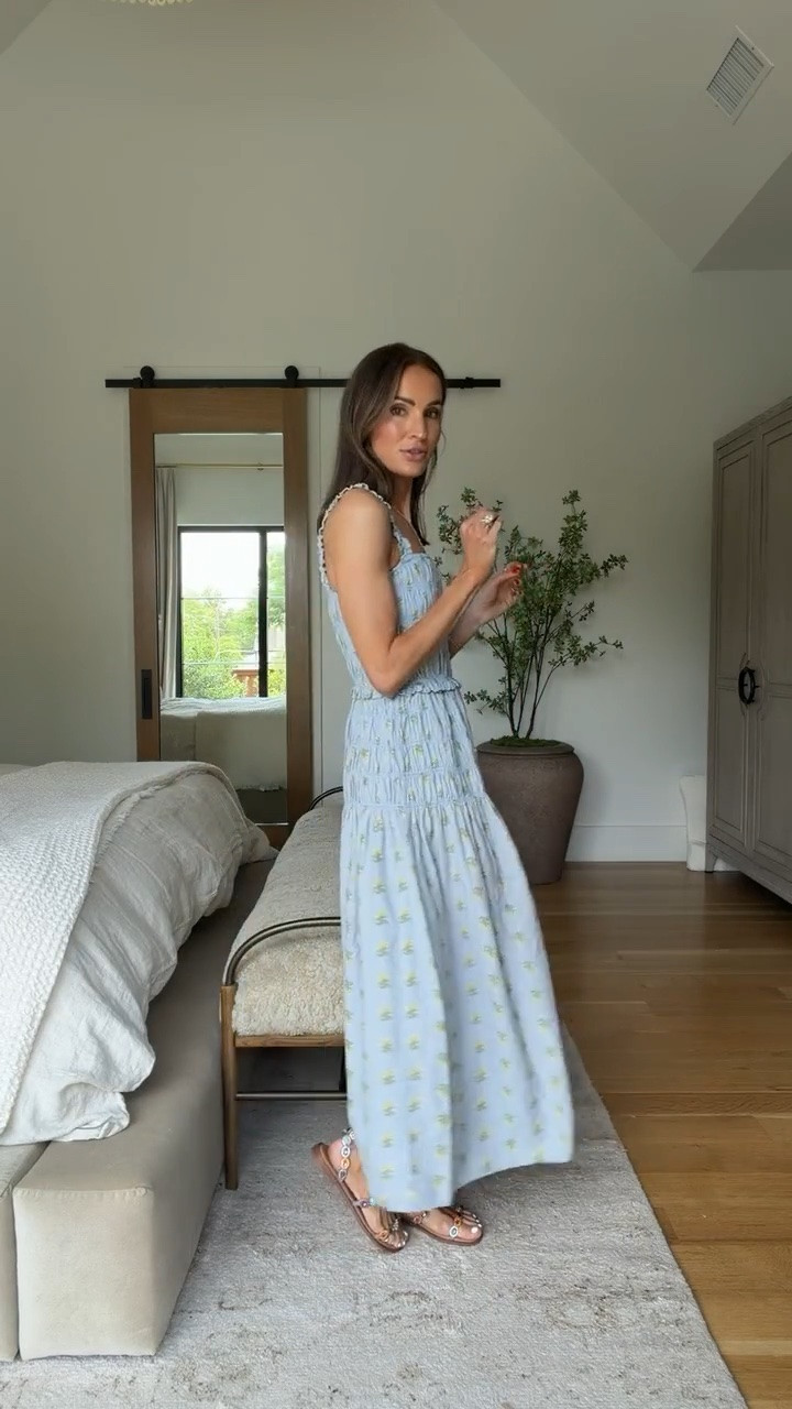 Can’t believe this stunning dress is a target find!🤯 SO pretty and the fit is super flattering! Lightweight material that’s perfect for summer too 👏🏼

#LTKootd
