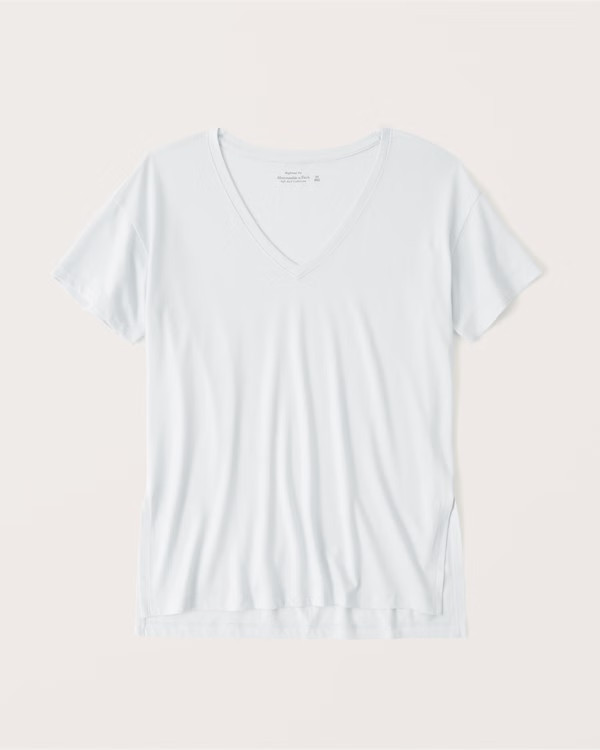 Oversized Boyfriend V-Neck Tee | Abercrombie & Fitch (US)