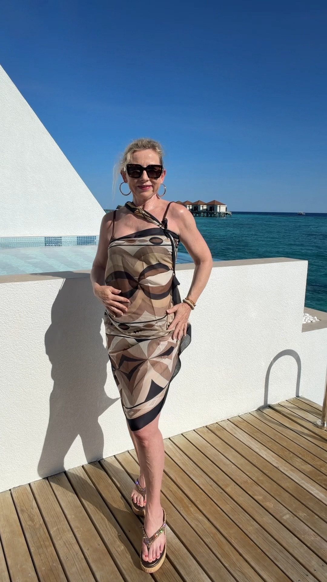 6 Styletips mit einem Pareo 🤎🥥 Am Strand oder Pool sind Pareos so praktisch 🌞🌴🍹

#LTKdeutschland #LTKswimwear #LTKstyletip