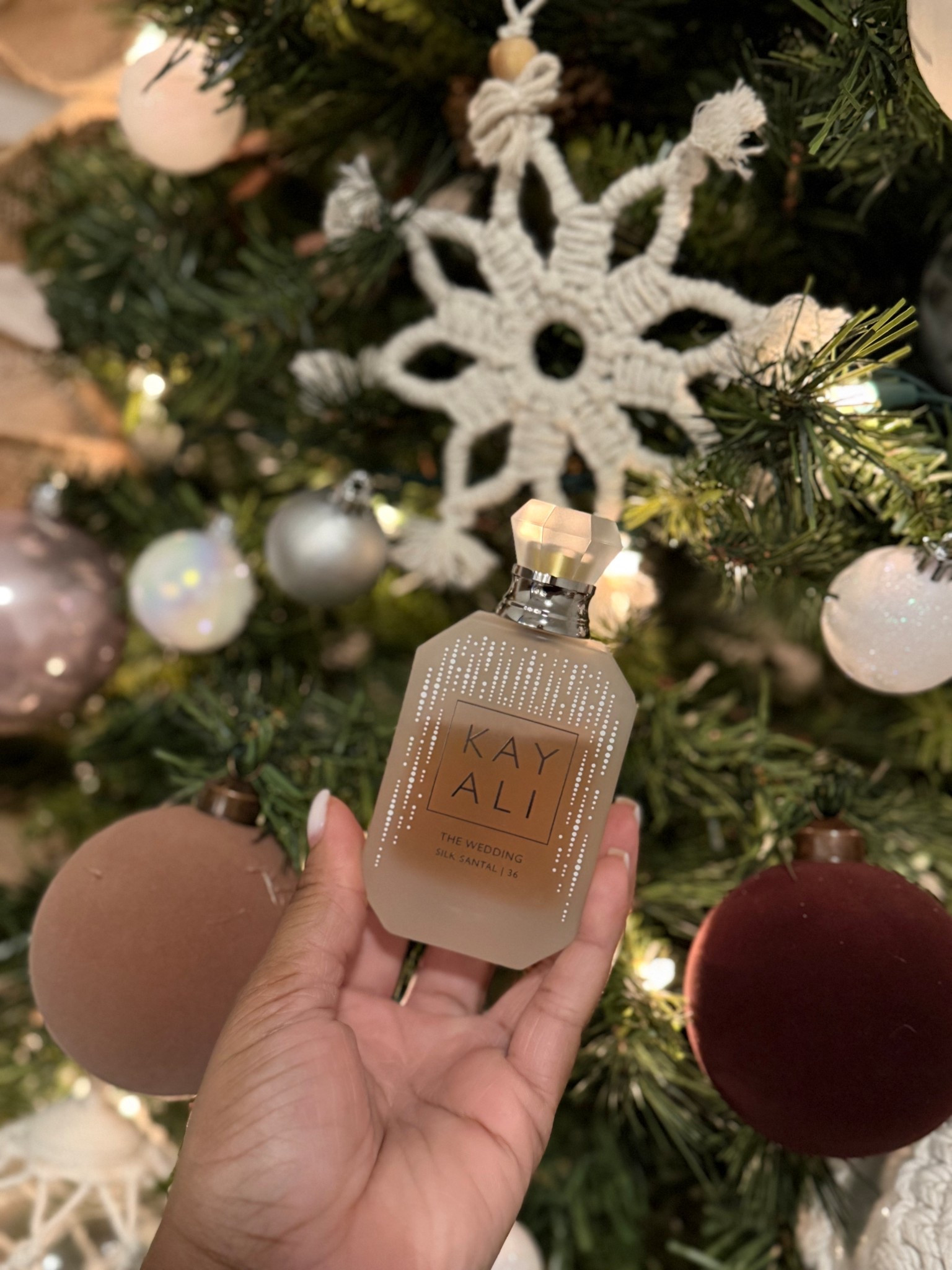 One of my favorite everyday scents! 

#LTKGiftGuide #LTKHoliday #LTKBeauty

#LTKgrwm #LTKStyleTip #LTKSeasonal