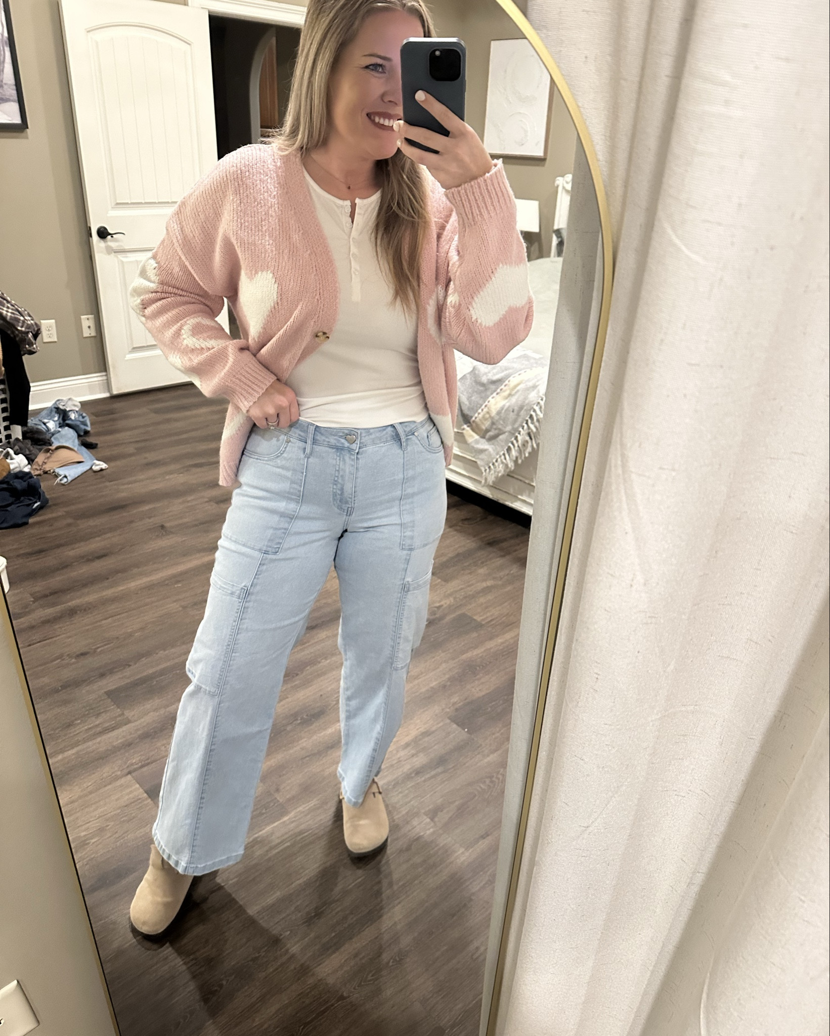 cargo jeans blue pockets mid rise light wash

Juniors 9/29
5’6”
170lb

#LTKBeauty #LTKStyleTip #LTKFindsUnder50