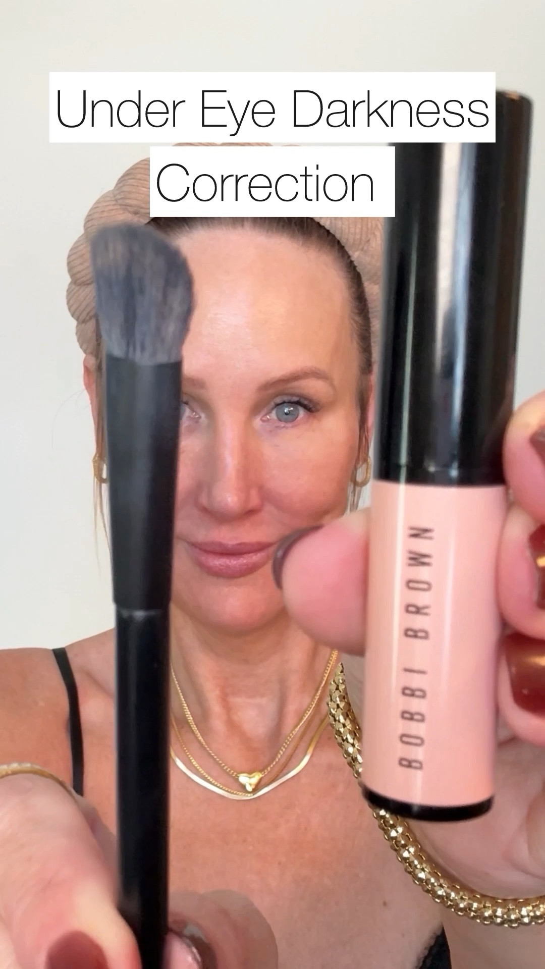 Under eye darkness correction  in light peach ❤️ 

#makeup #concealer #over40makeup #over50makeup #makeuptips