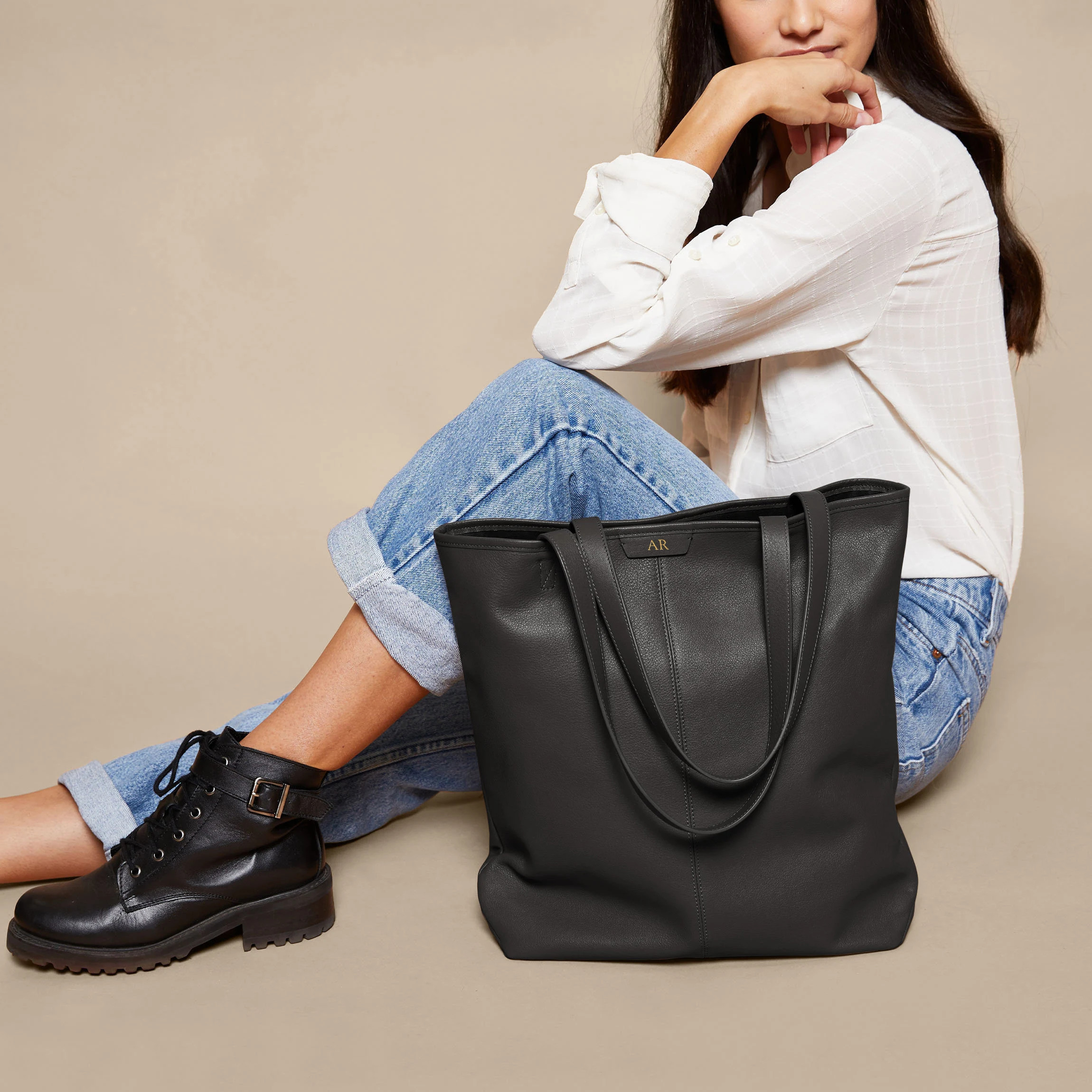Large Zippered Downtown Tote | Leatherology