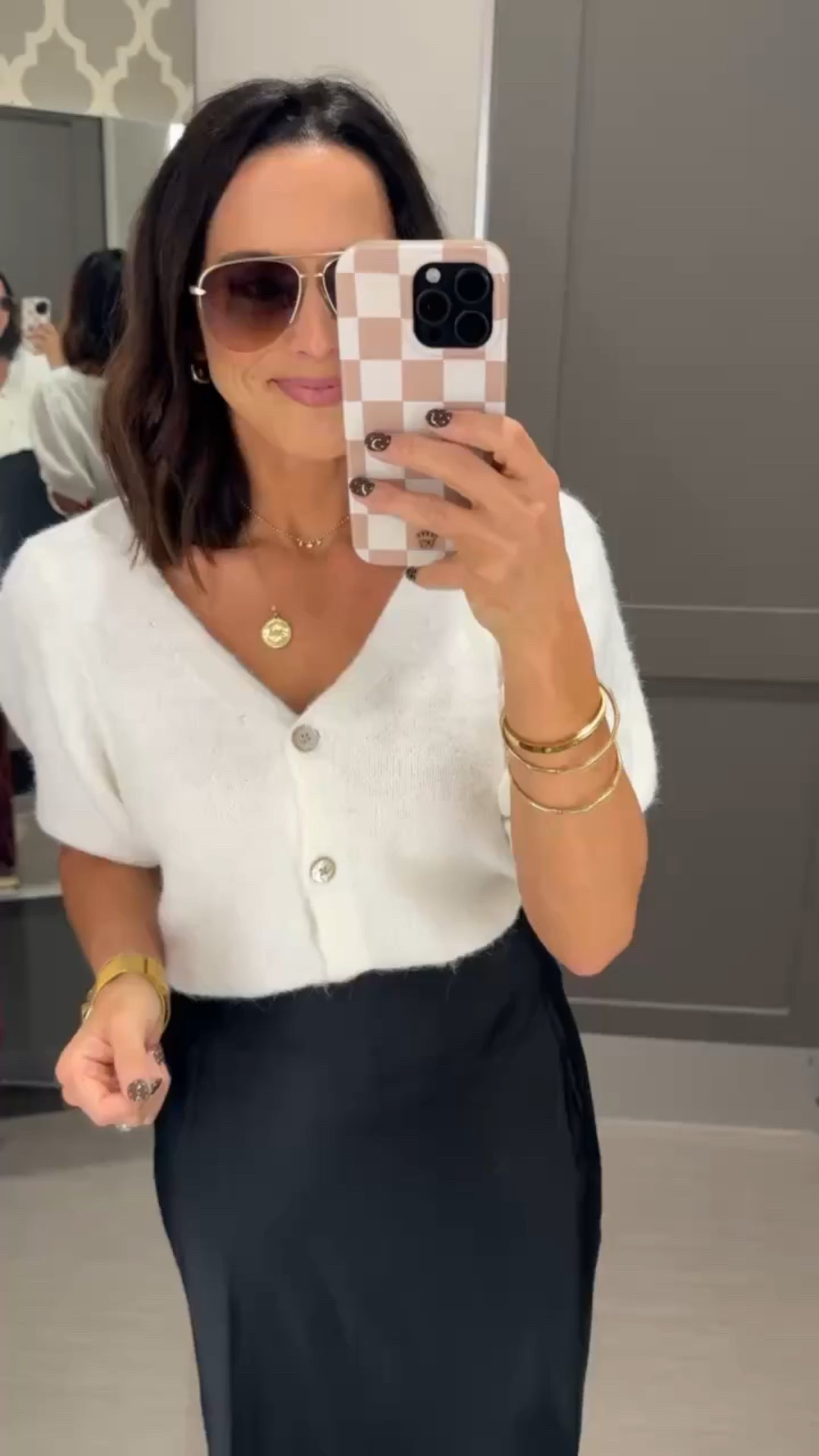 Guys, when in doubt wear a maxi skirt!! They’re so comfortable and look so chic.
This satin maxi skirt and puff short sleeve sweater combo is from Target, and is a 10 y’all!

Elevated style, chic look, maxi skirt, fall fashion, Target style, VintagePickin

#LTKootd #LTKSeasonal