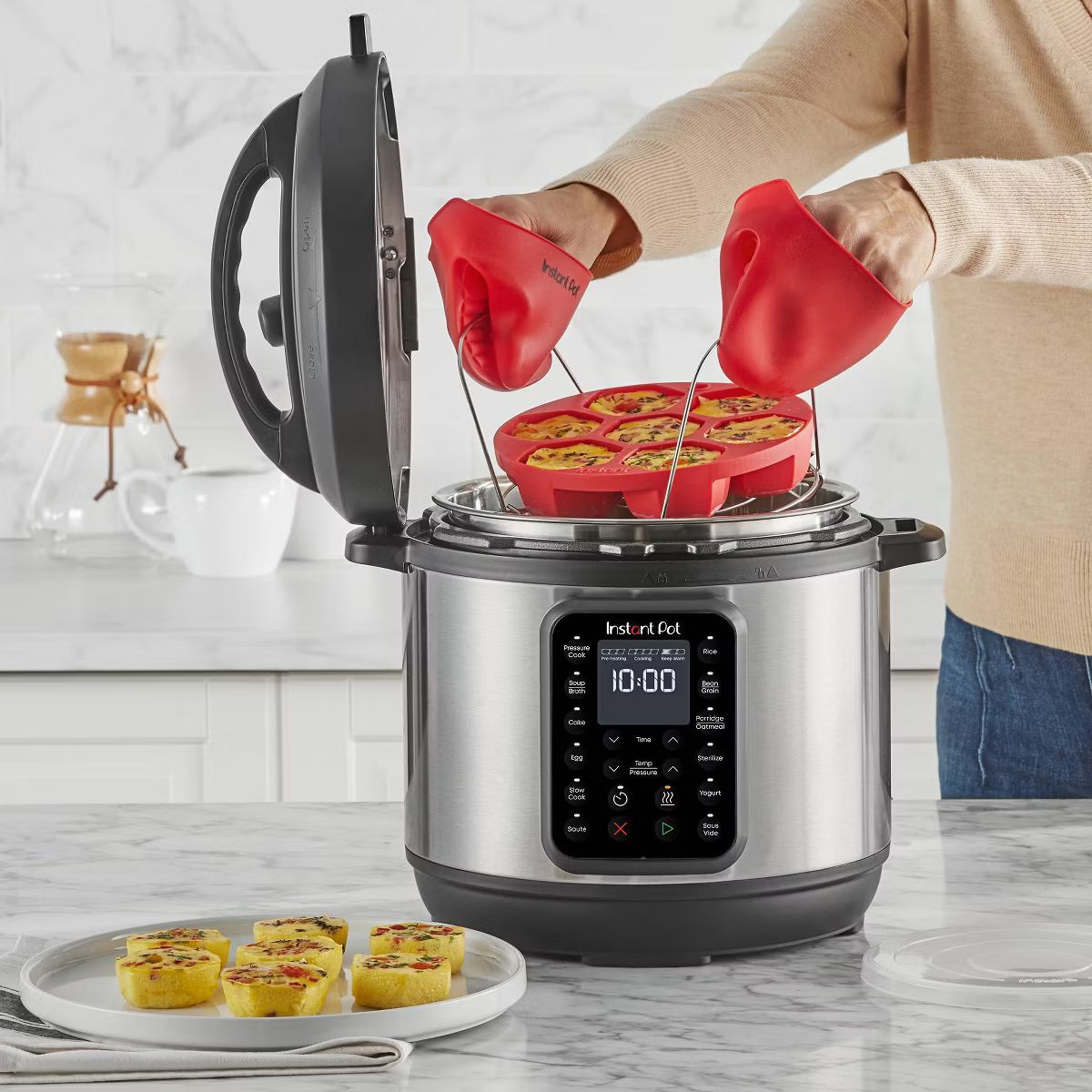 Instant Pot 6qt 9-in-1 Pressure Cooker Bundle | Target